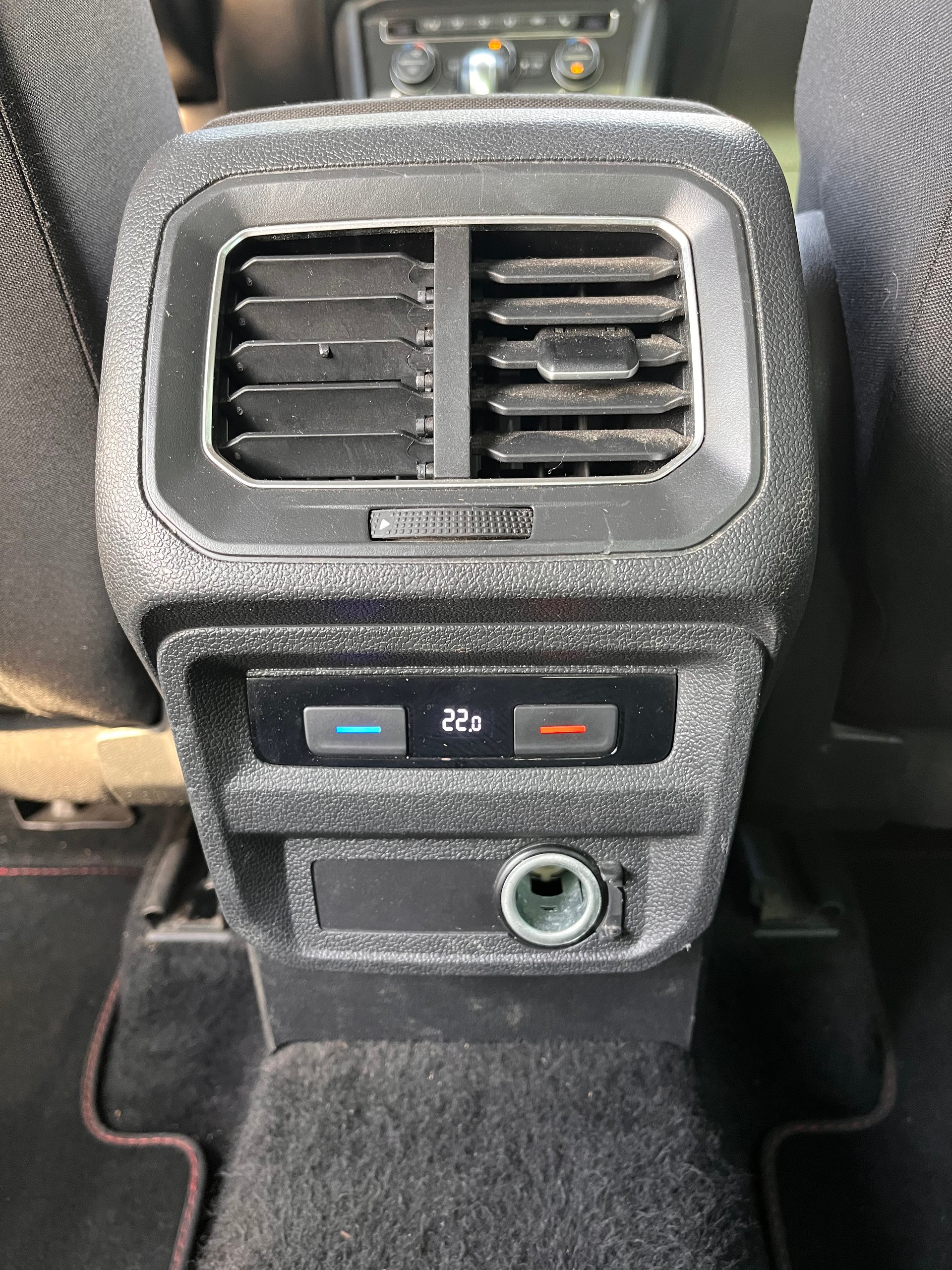 VW Tiguan 2.0TSI Sound 4Motion DSG-image-12
