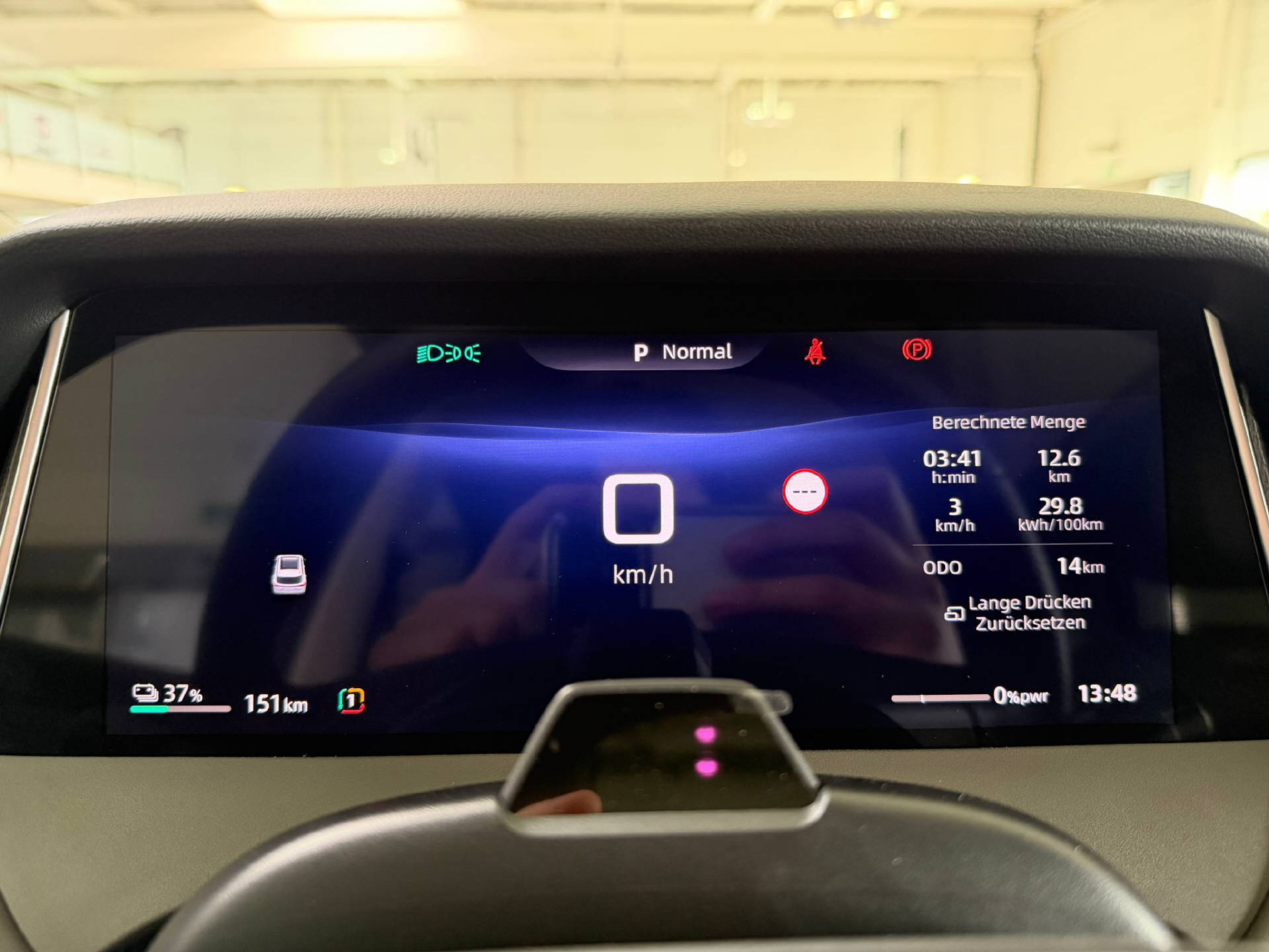 MG S6 EV 77 kWh Luxury 4WD-image-11
