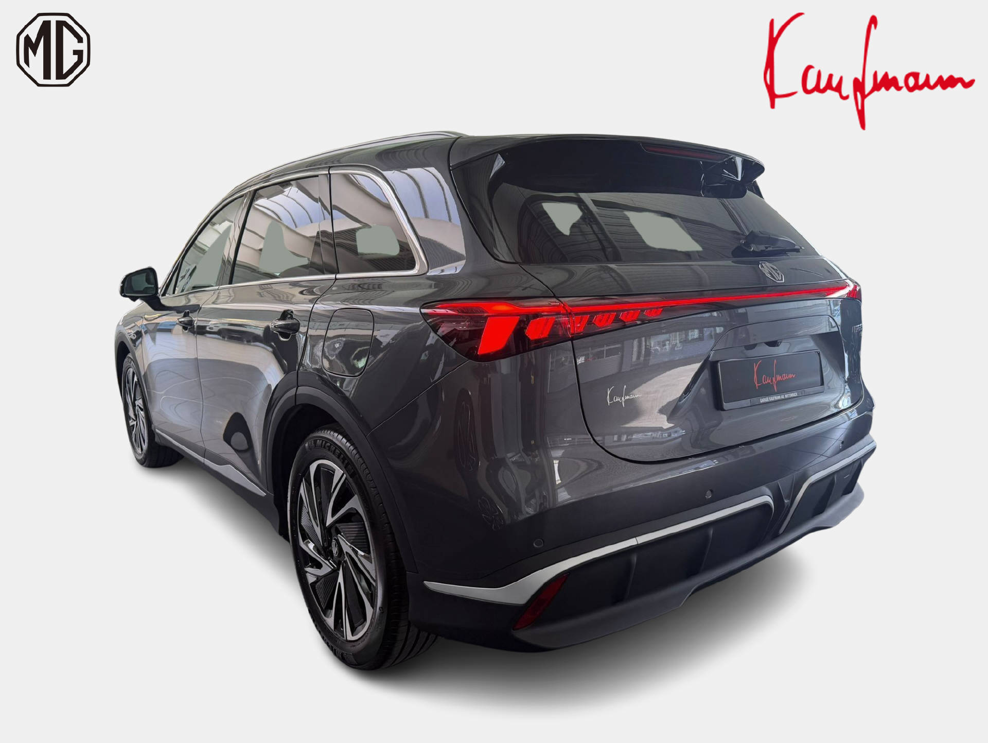 MG S6 EV 77 kWh Luxury 4WD-image-4