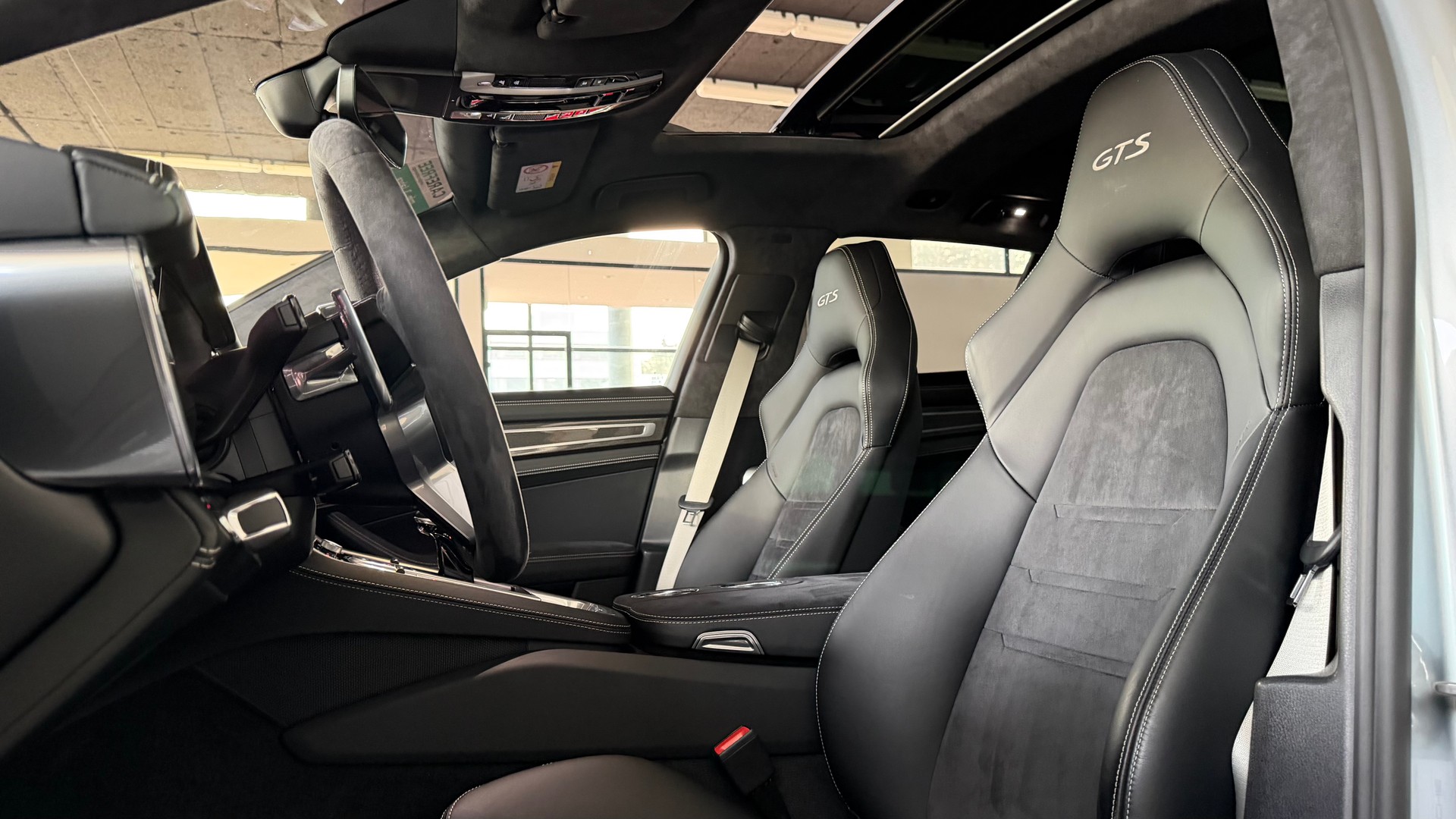 PORSCHE Panamera GTS 460PS 4.0 V8 4X4 Sport Turismo PDK-image-16
