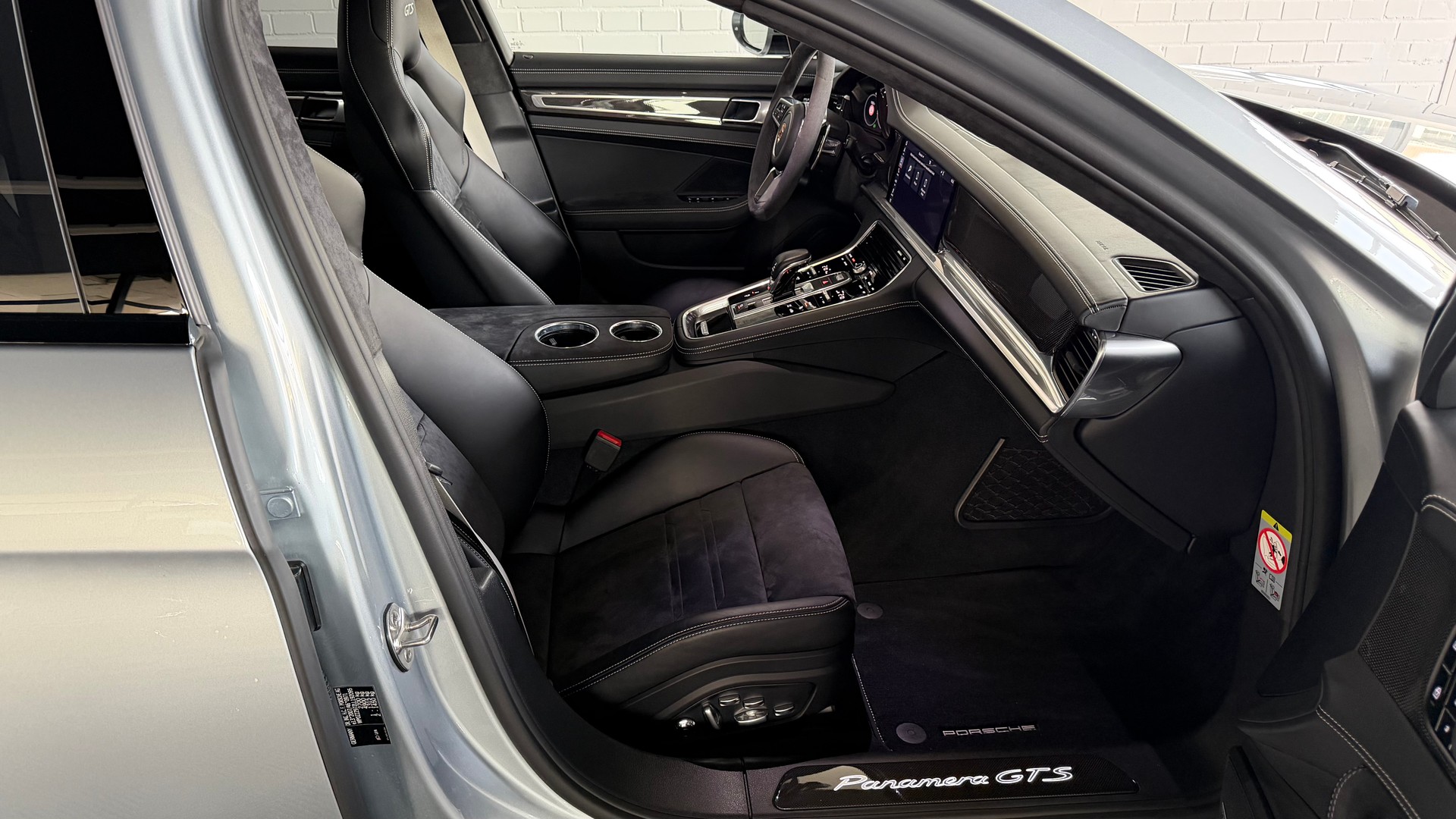 PORSCHE Panamera GTS 460PS 4.0 V8 4X4 Sport Turismo PDK-image-7
