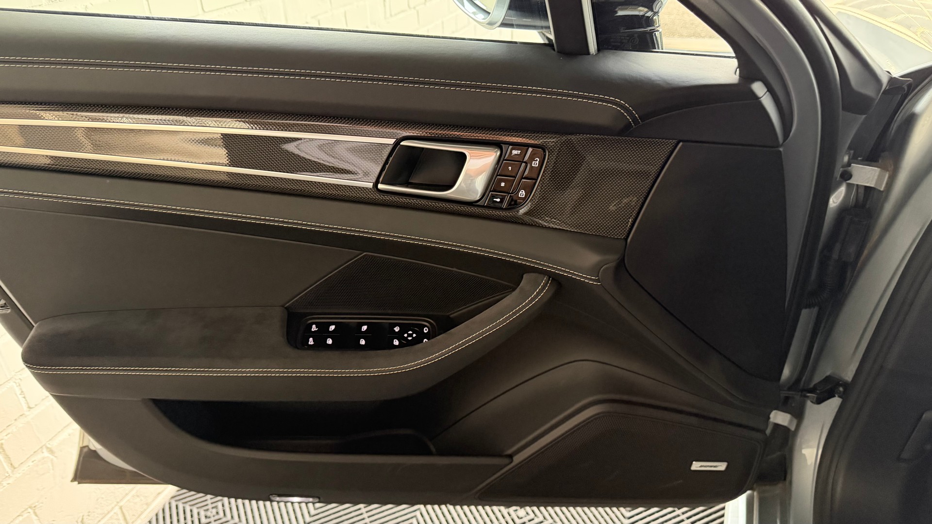 PORSCHE Panamera GTS 460PS 4.0 V8 4X4 Sport Turismo PDK-image-17