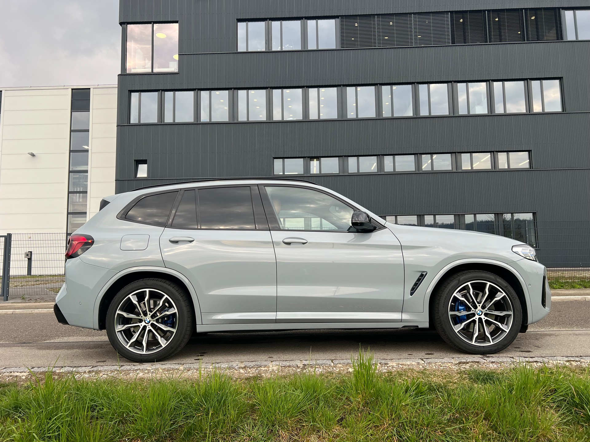 BMW X3 xDrive 48V M40 d - 360°-Kamera- Neupreis: 113270-image-11