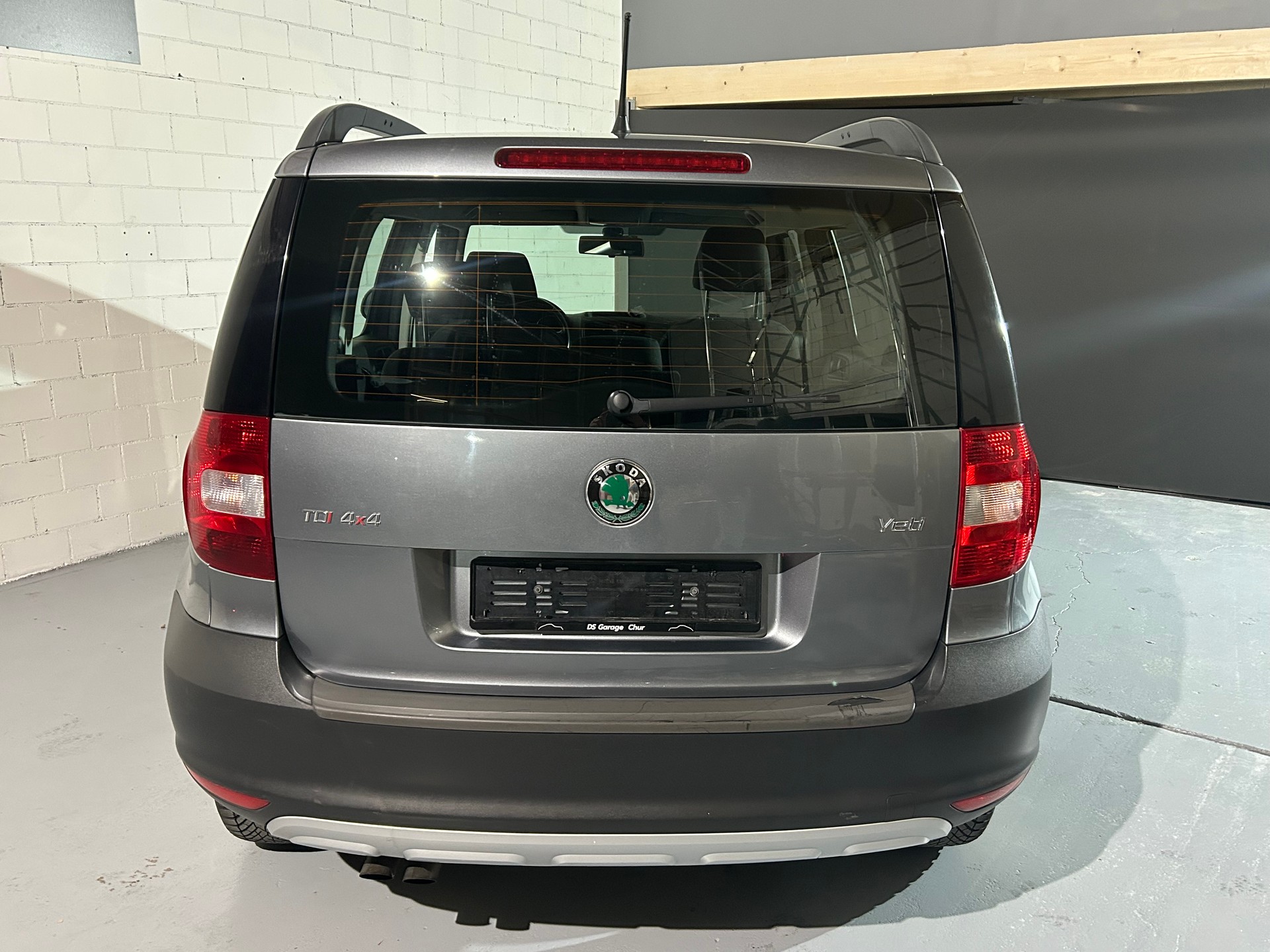 SKODA Yeti 2.0 TDI AllDrive 4x4 DSG-image-7