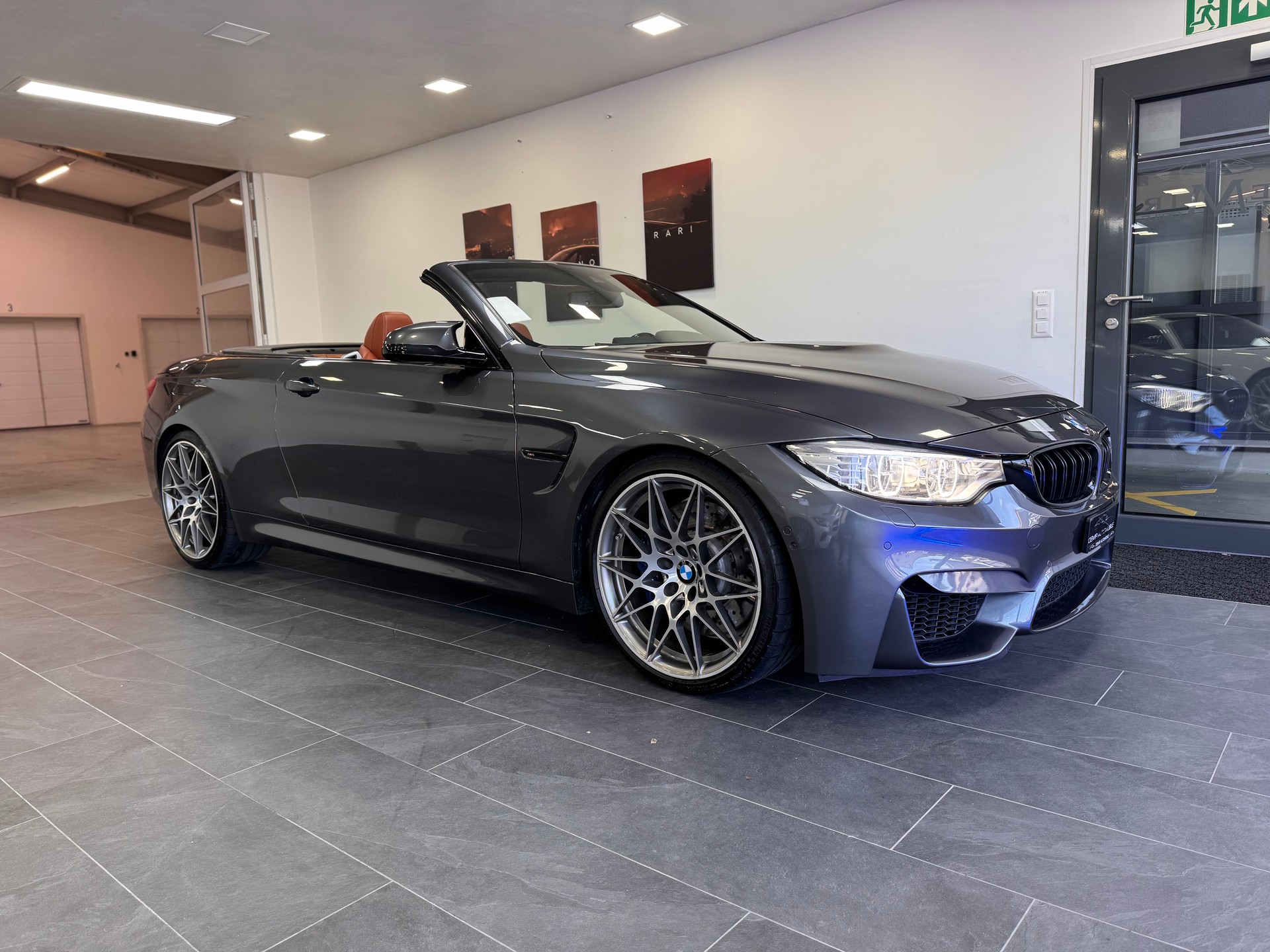BMW M4 Cabriolet DKG Competition *AST Tieferlegung / Nackenwärmer / H/K Soundsystem / Surround View Kamera / Carbon / Adaptive LED*-image-2
