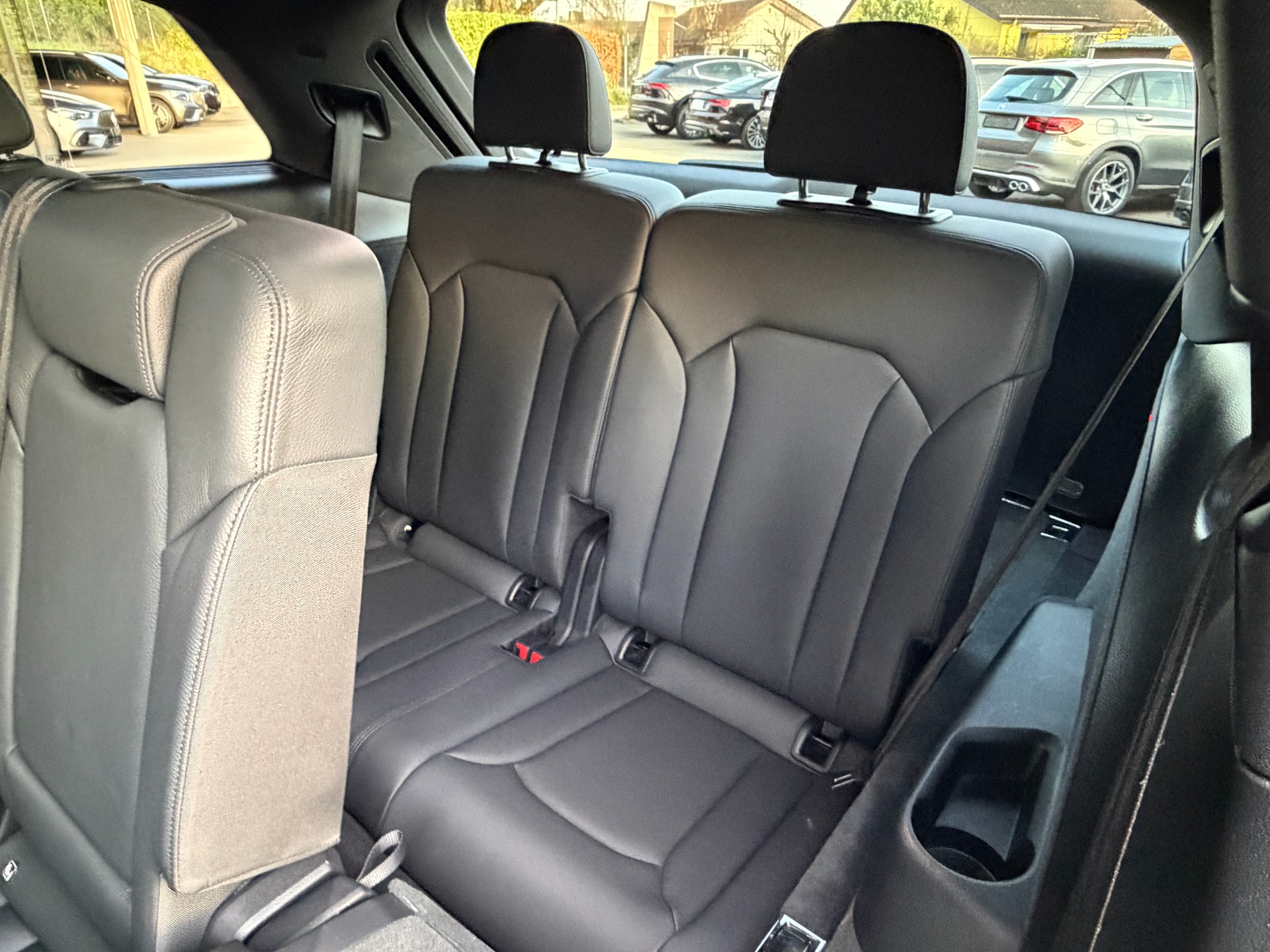 AUDI Q7 50 TDI quattro tiptronic-image-24