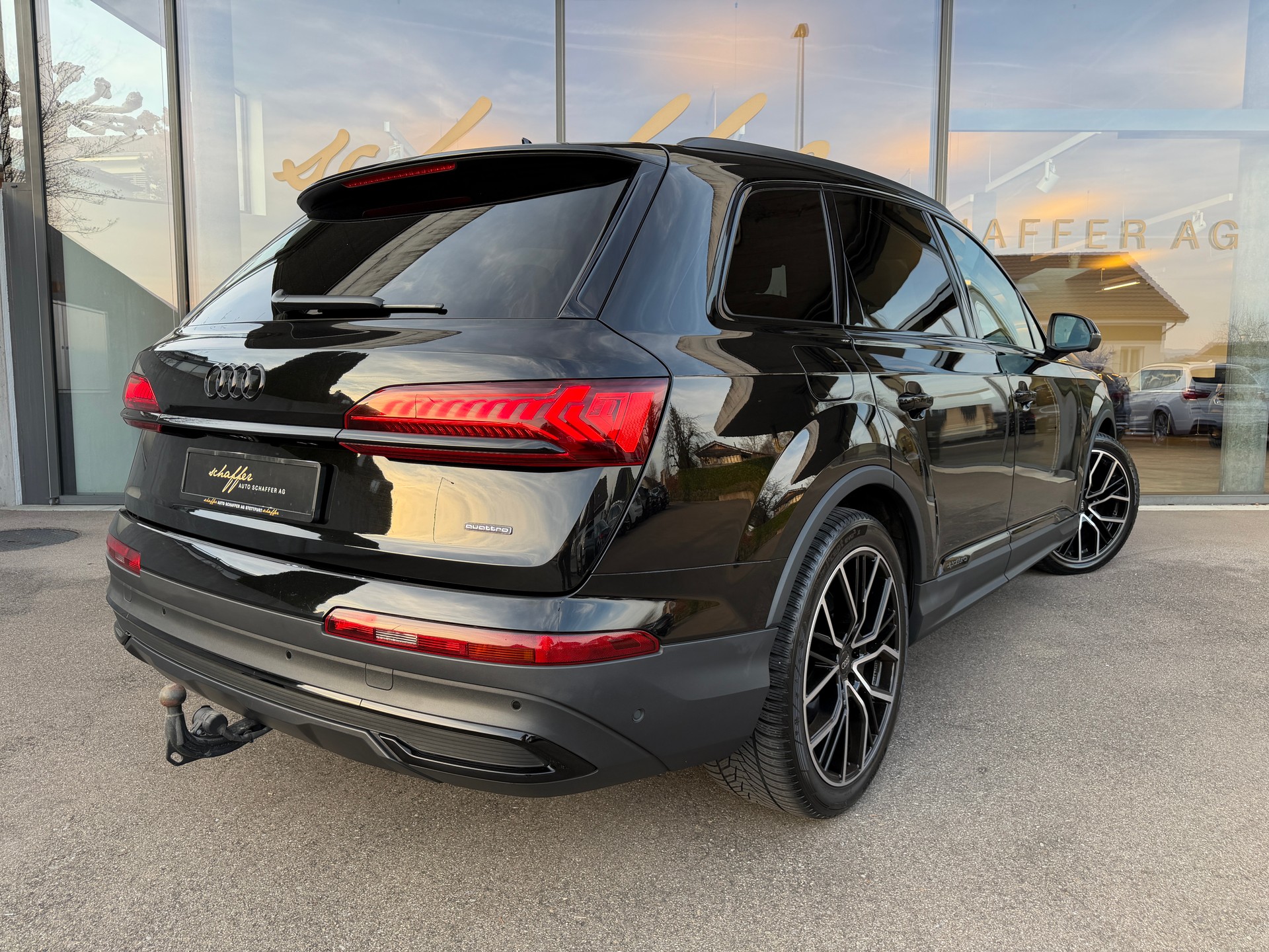 AUDI Q7 50 TDI quattro tiptronic-image-8