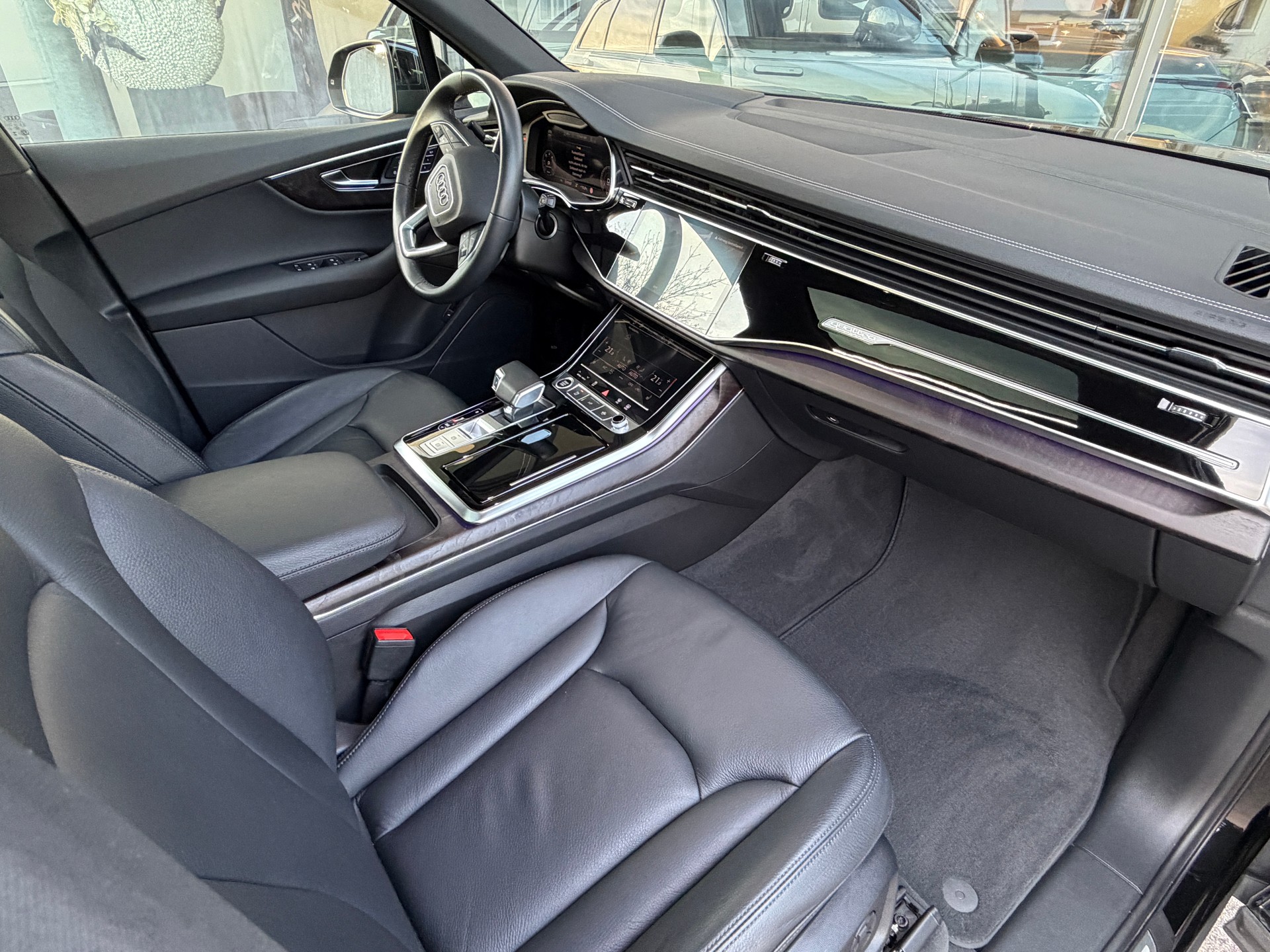 AUDI Q7 50 TDI quattro tiptronic-image-30