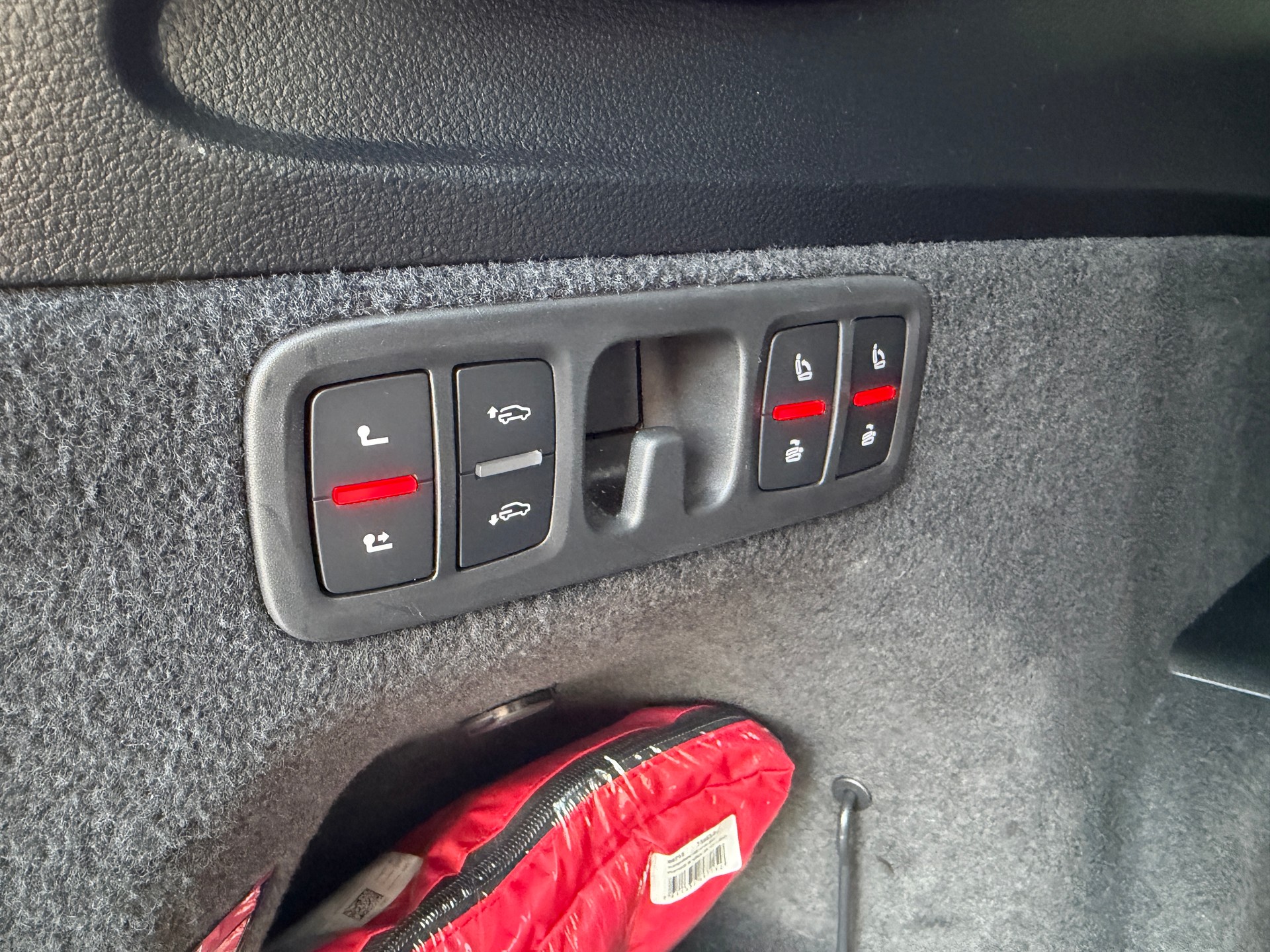 AUDI Q7 50 TDI quattro tiptronic-image-27