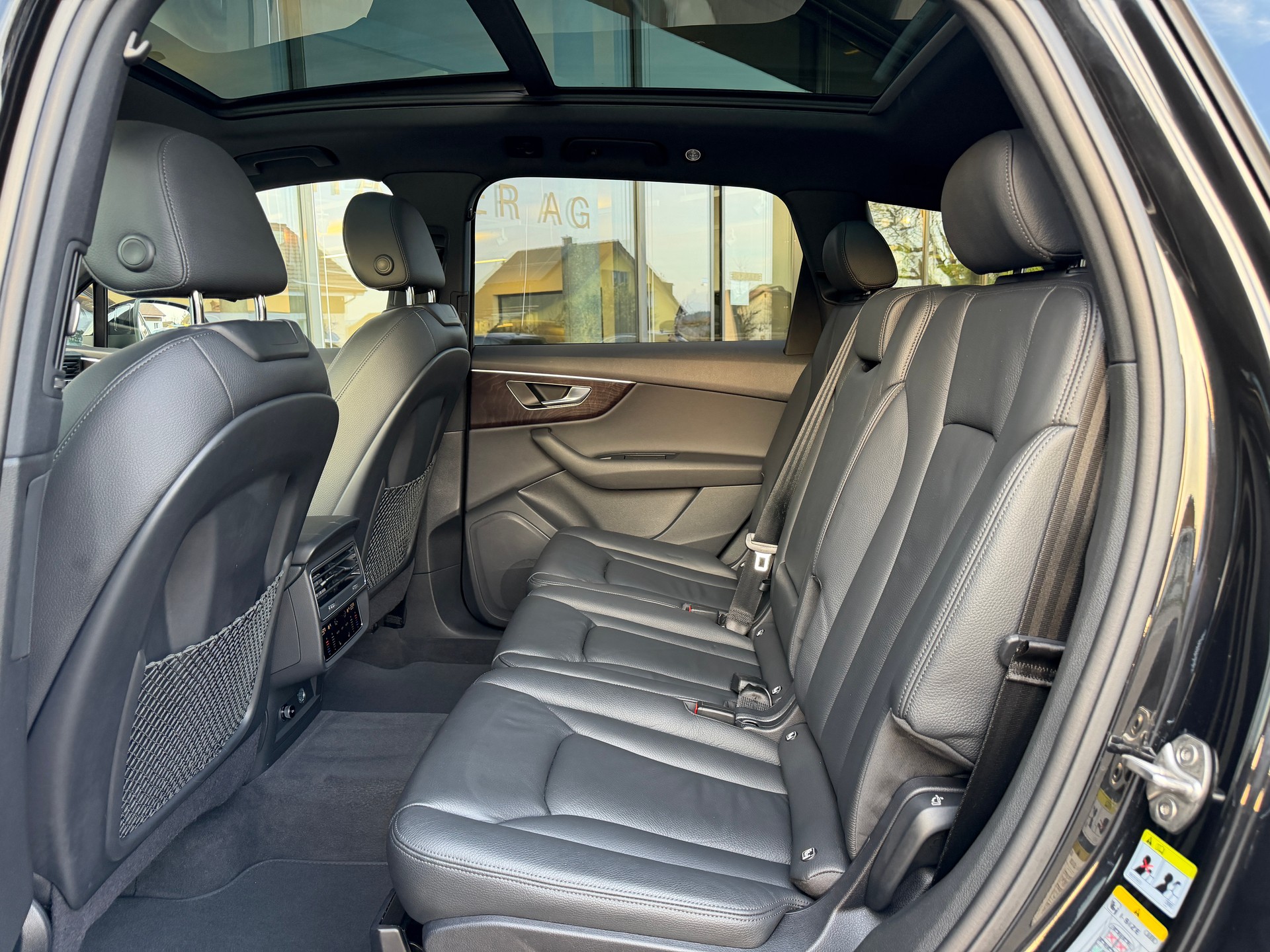 AUDI Q7 50 TDI quattro tiptronic-image-13