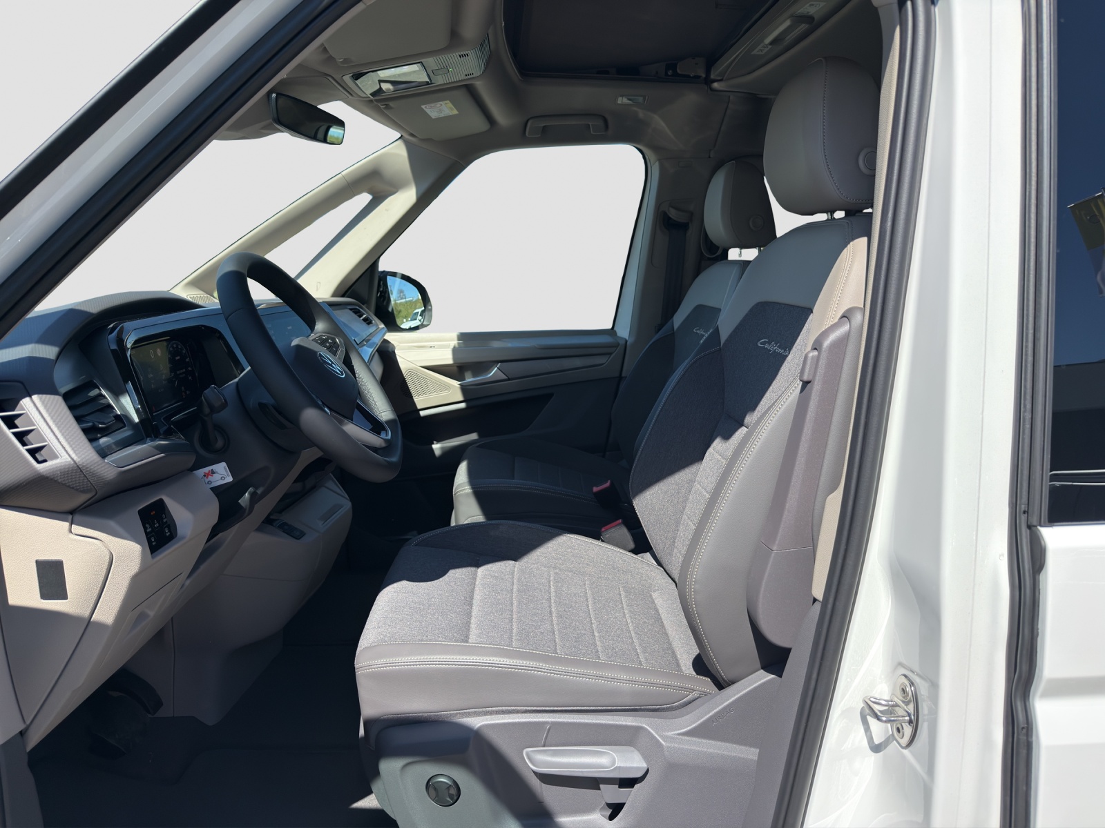VW California 2.0 TDI Ocean Liberty-image-8