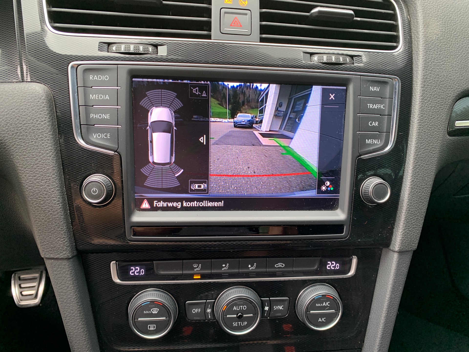 VW Golf 2.0 TSI GTI-image-12