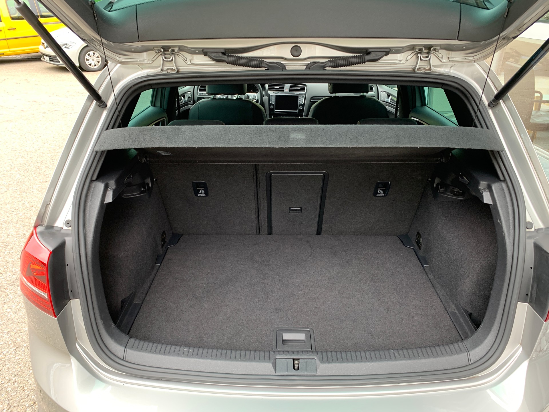 VW Golf 2.0 TSI GTI-image-16