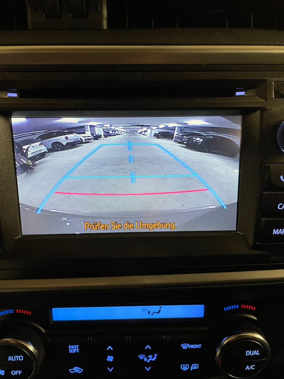 TOYOTA Auris 1.8 16V HSD Linea Sol-image-12
