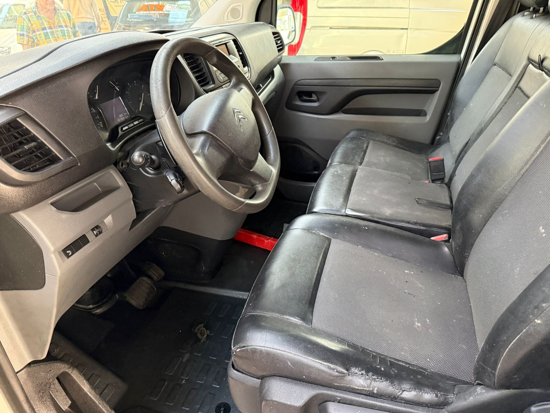 CITROEN Jumpy 2.0 BlueHDi 180 S&S M Confort EAT8-image-10