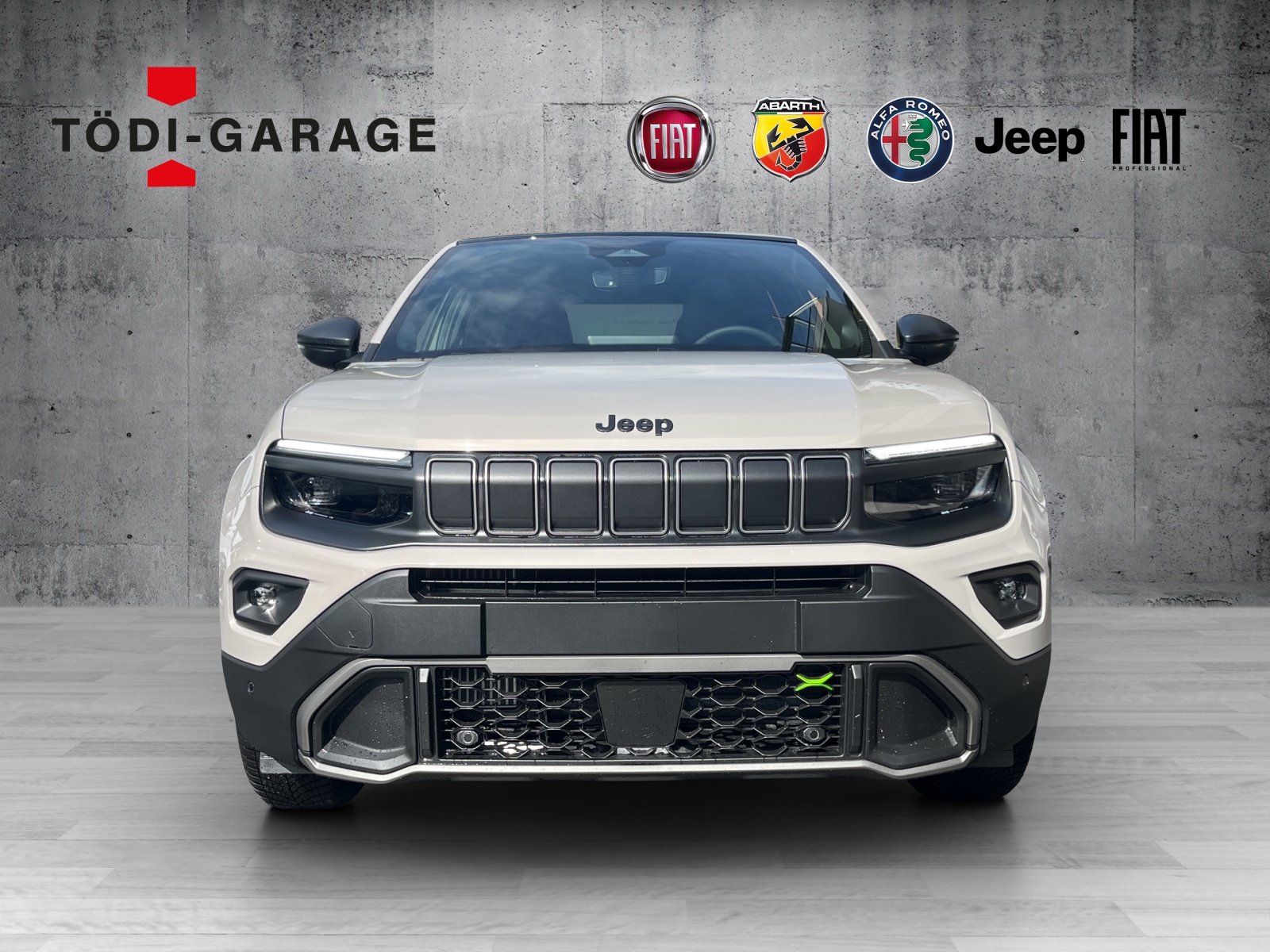 JEEP Avenger 1.2 MHEV Overland Sky 4xe-showroom-element-1