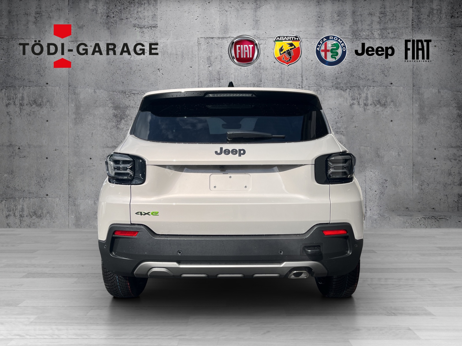 JEEP Avenger 1.2 MHEV Overland Sky 4xe-image-4