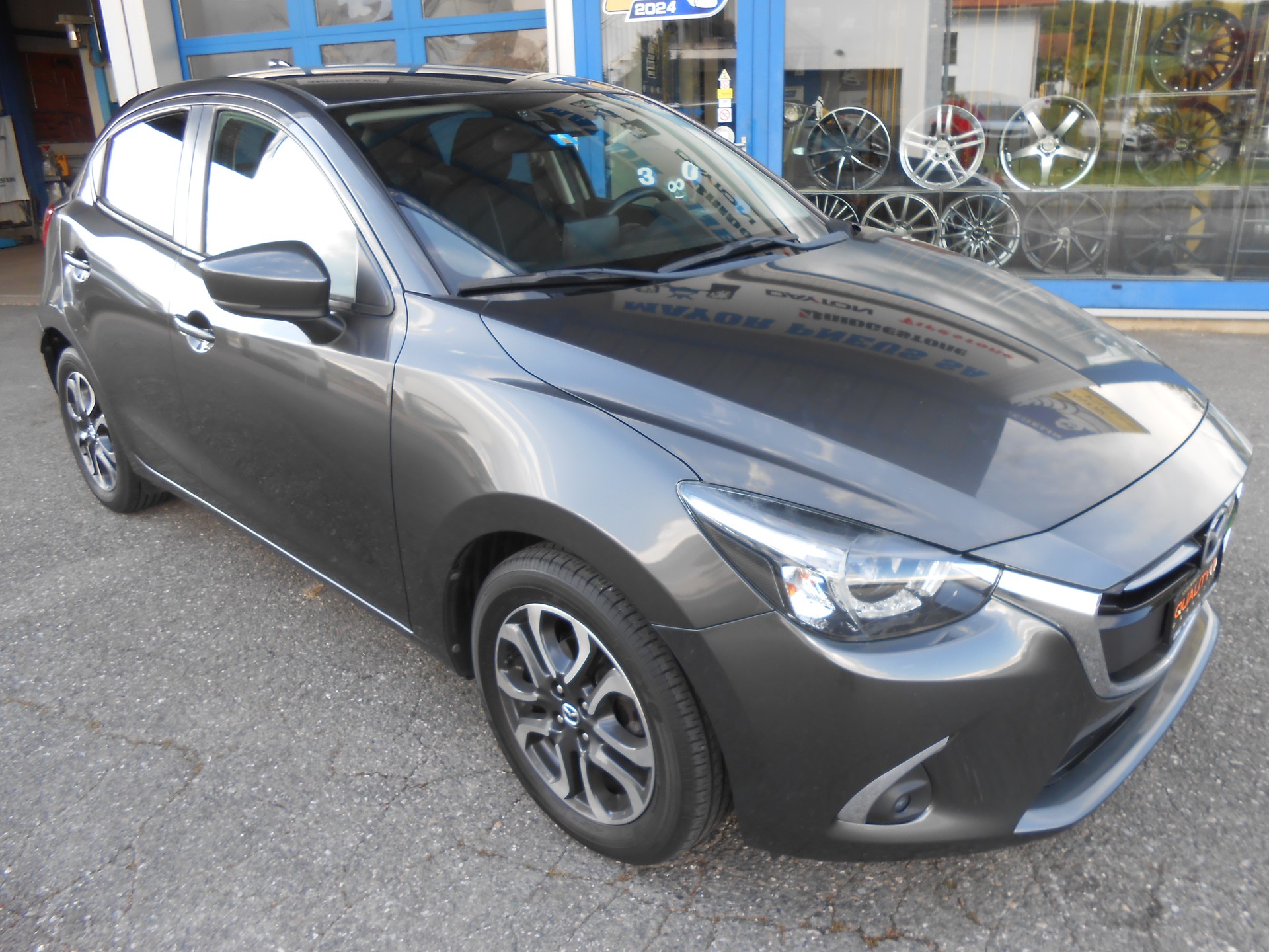 MAZDA 2 SKYACTIV-G 115 Revolution