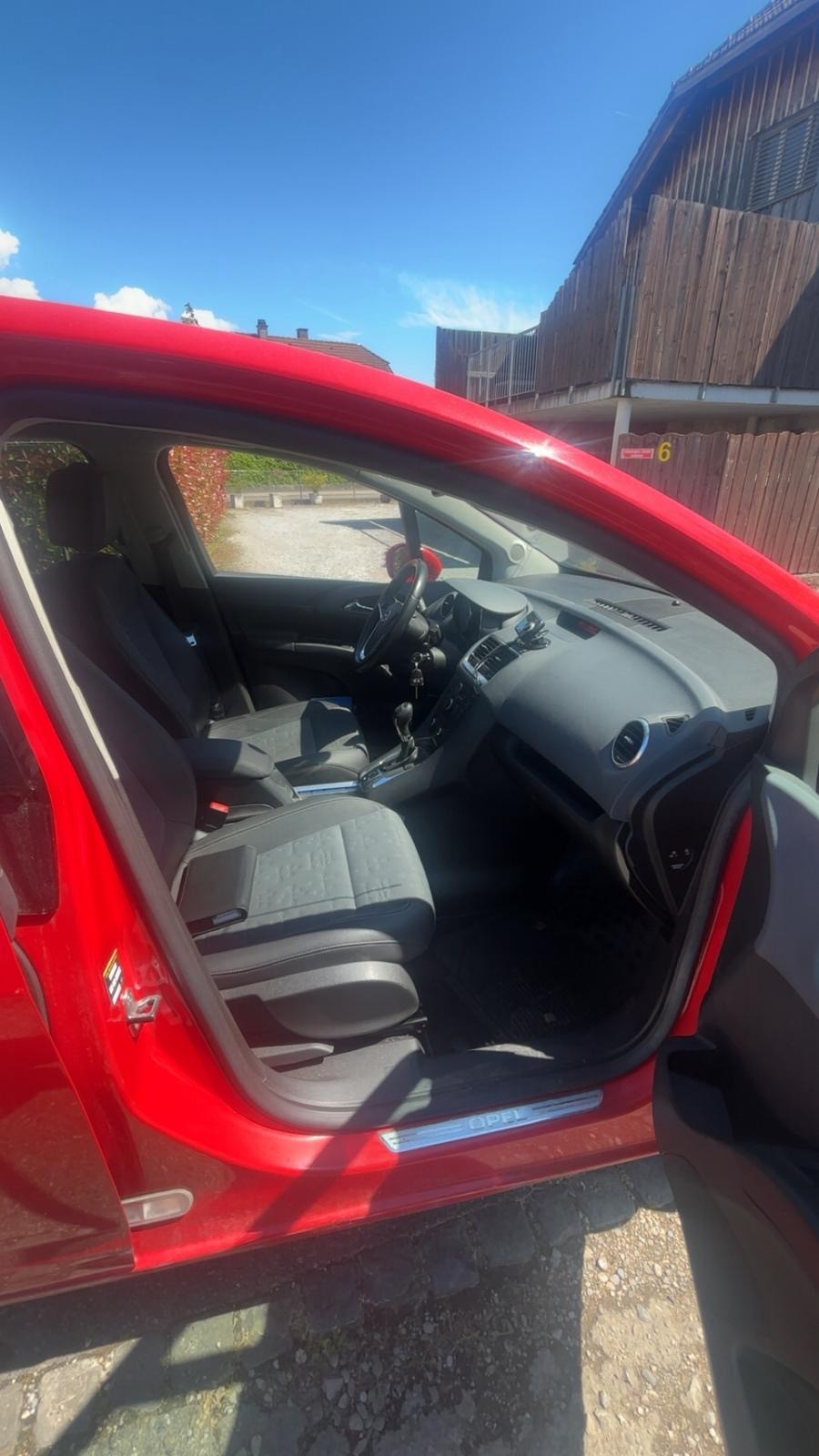 OPEL Meriva 1.7 CDTi Cosmo Automatic-image-8