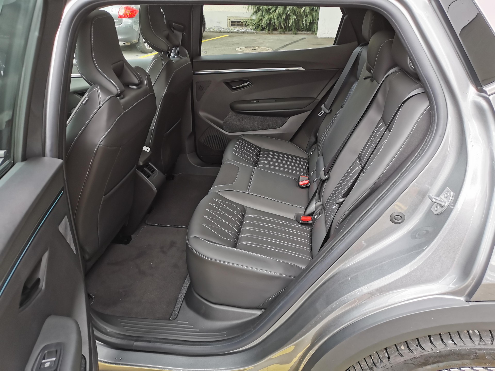 MITSUBISHI Eclipse Cross Instyle-image-8