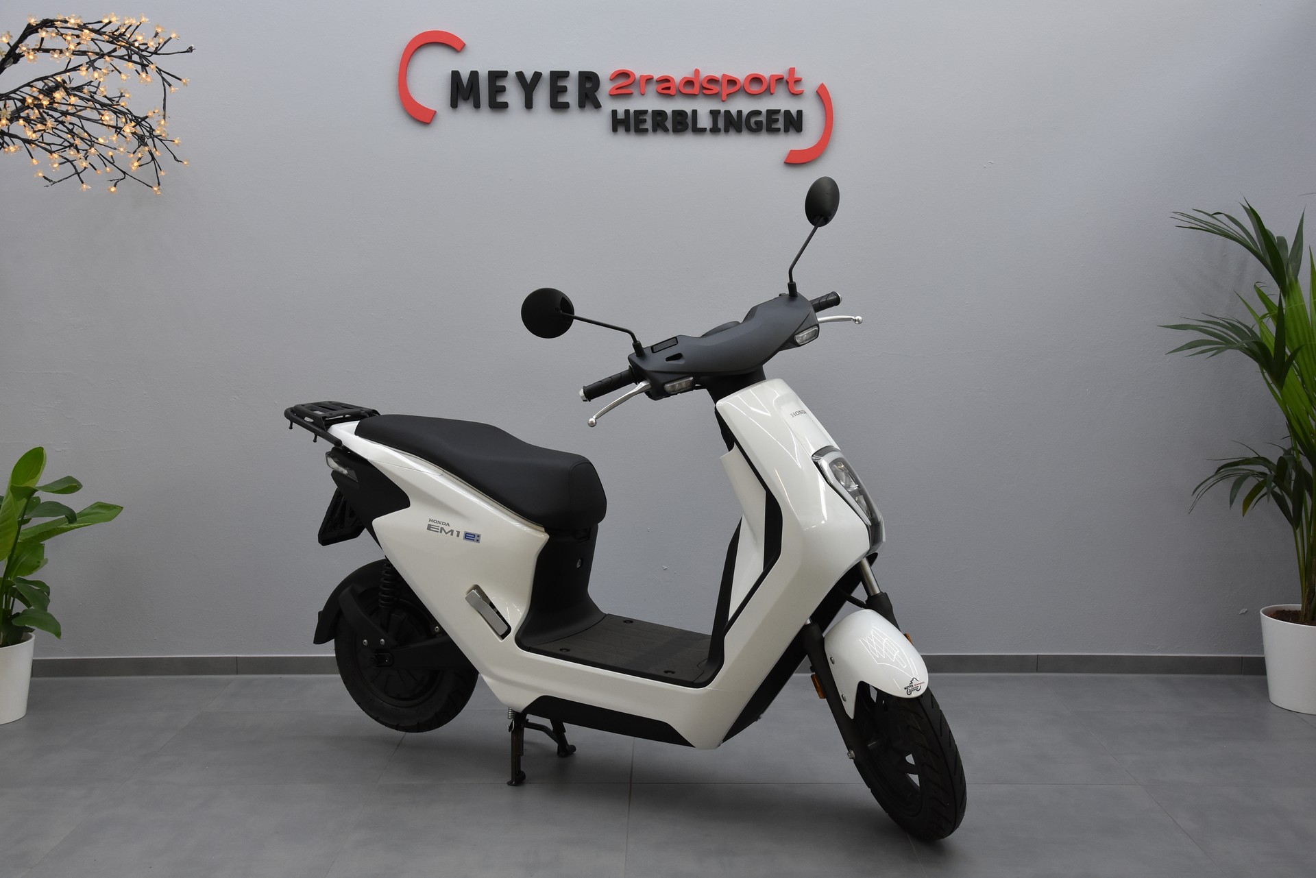 HONDA EM1-E-image-0