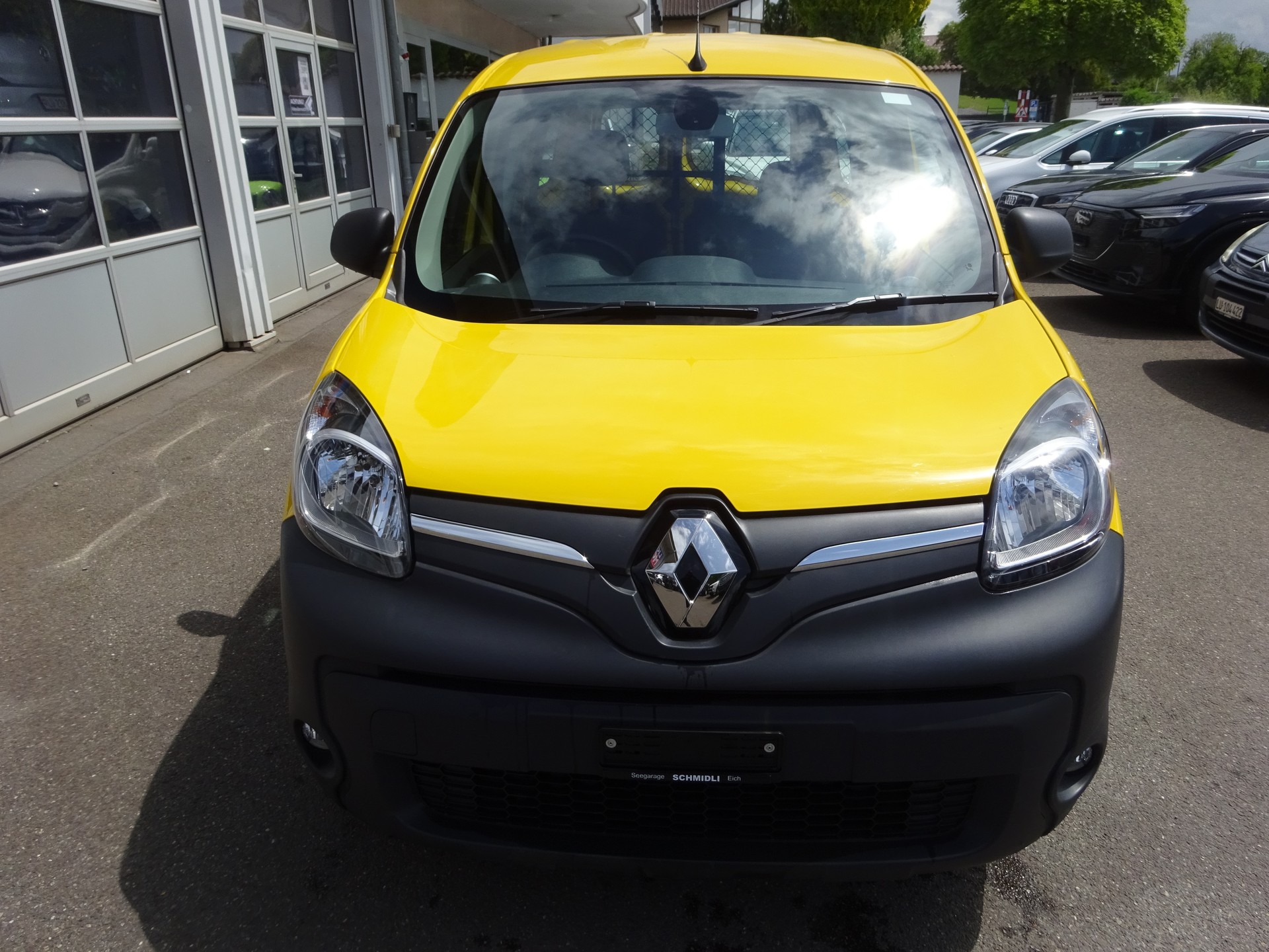 RENAULT Kangoo Maxi Z.E. 33 R60 Access 2 Plätze-image-4
