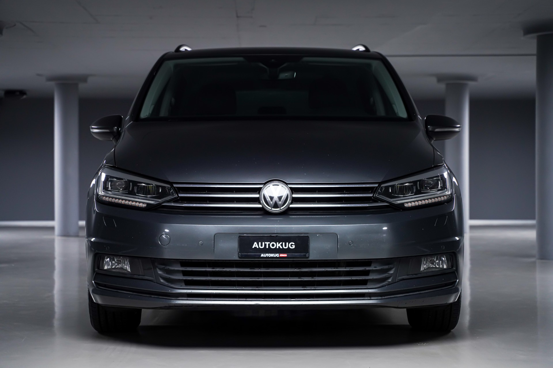 VW Touran 2.0 TDI BlueMotion Technology Comfortline DSG-showroom-element-1