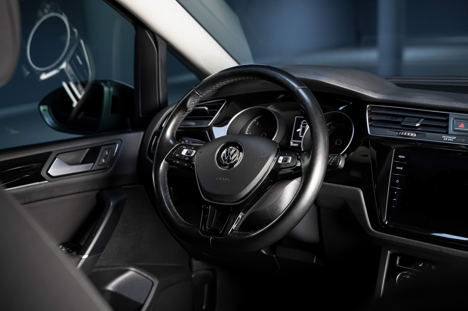 VW Touran 2.0 TDI BlueMotion Technology Comfortline DSG-image-17