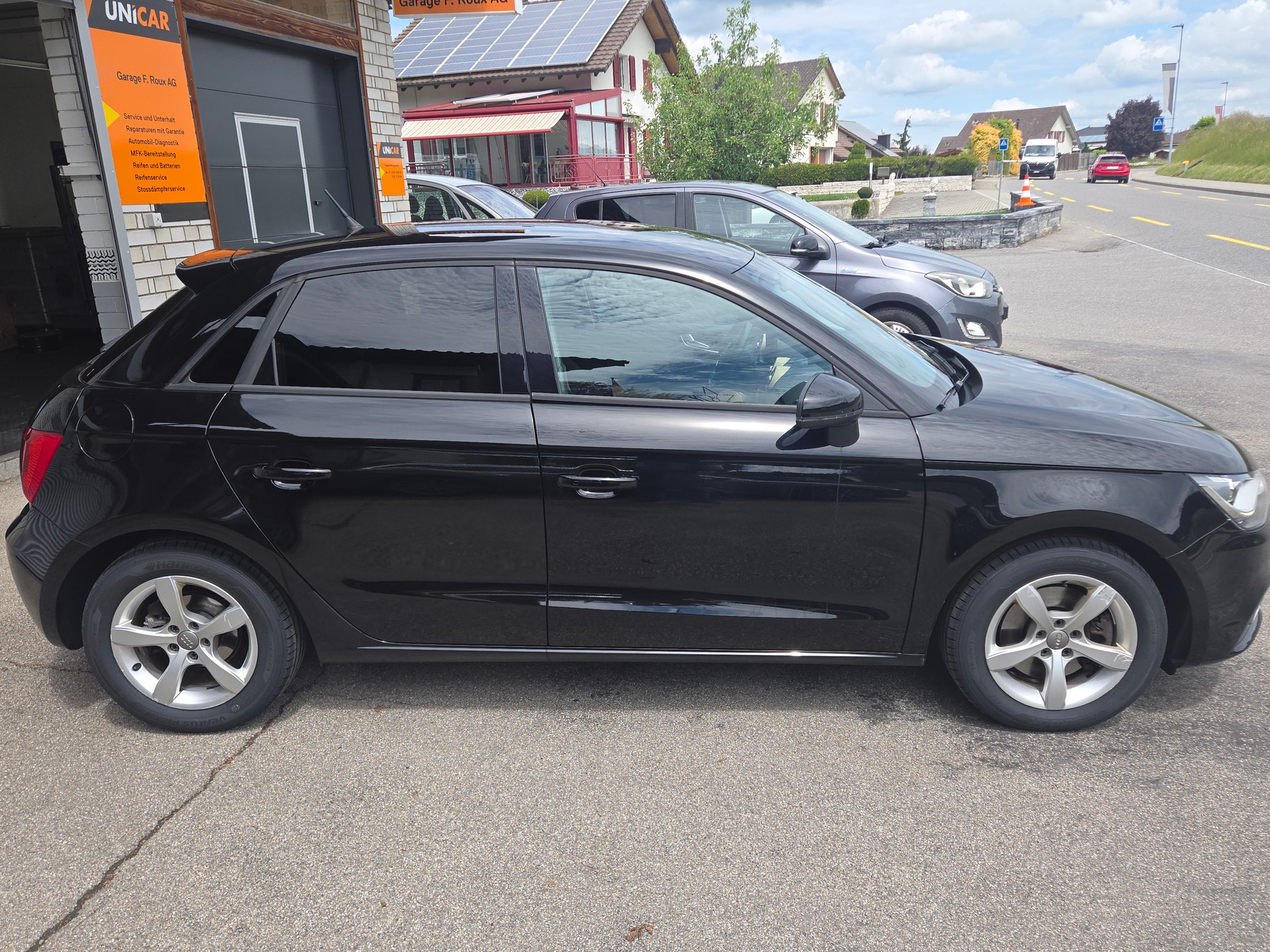 AUDI A1 Sportback 1.4 TFSI Ambition-image-6