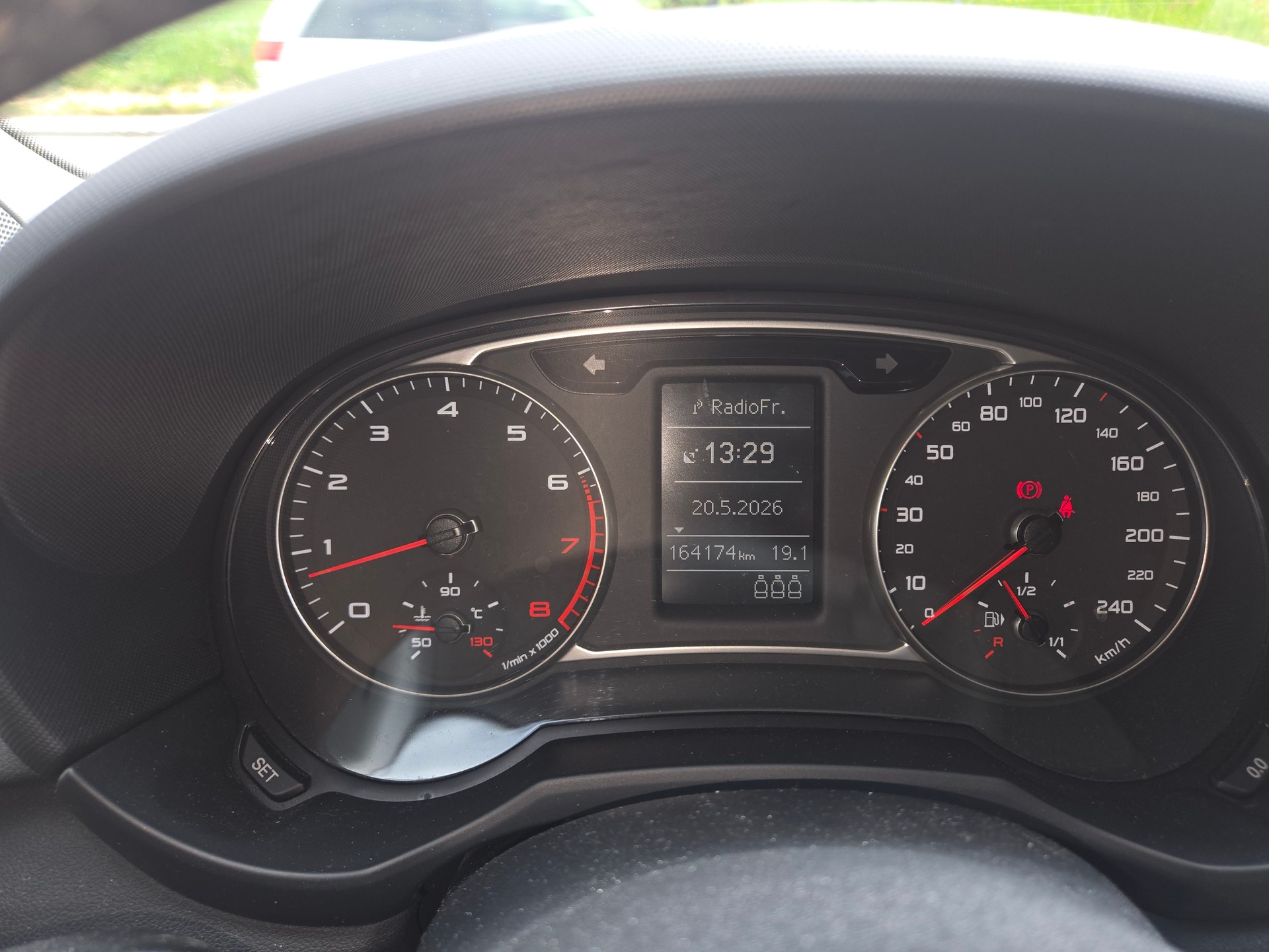 AUDI A1 Sportback 1.4 TFSI Ambition-image-10