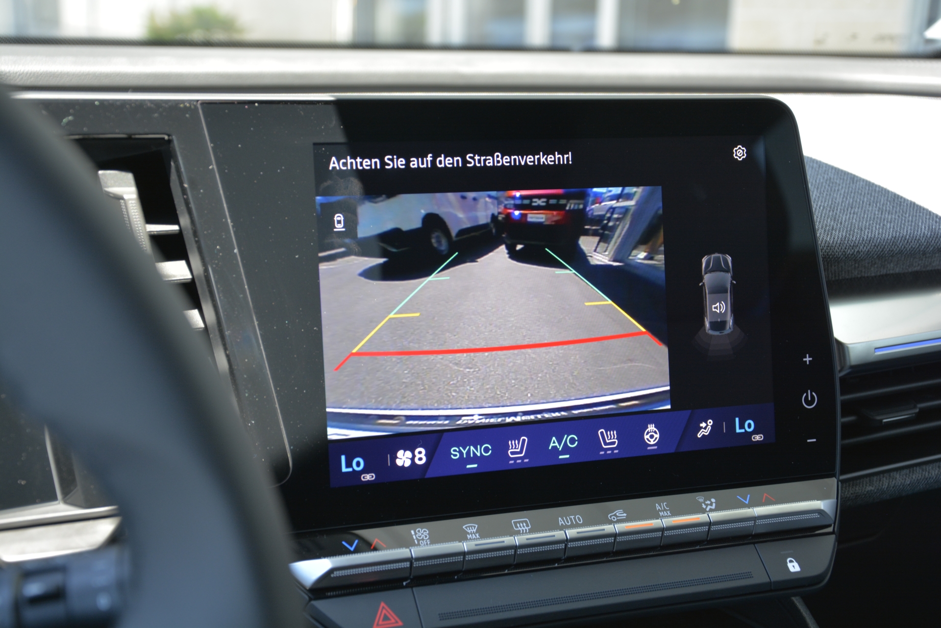RENAULT Megane E-Tech electric-image-9