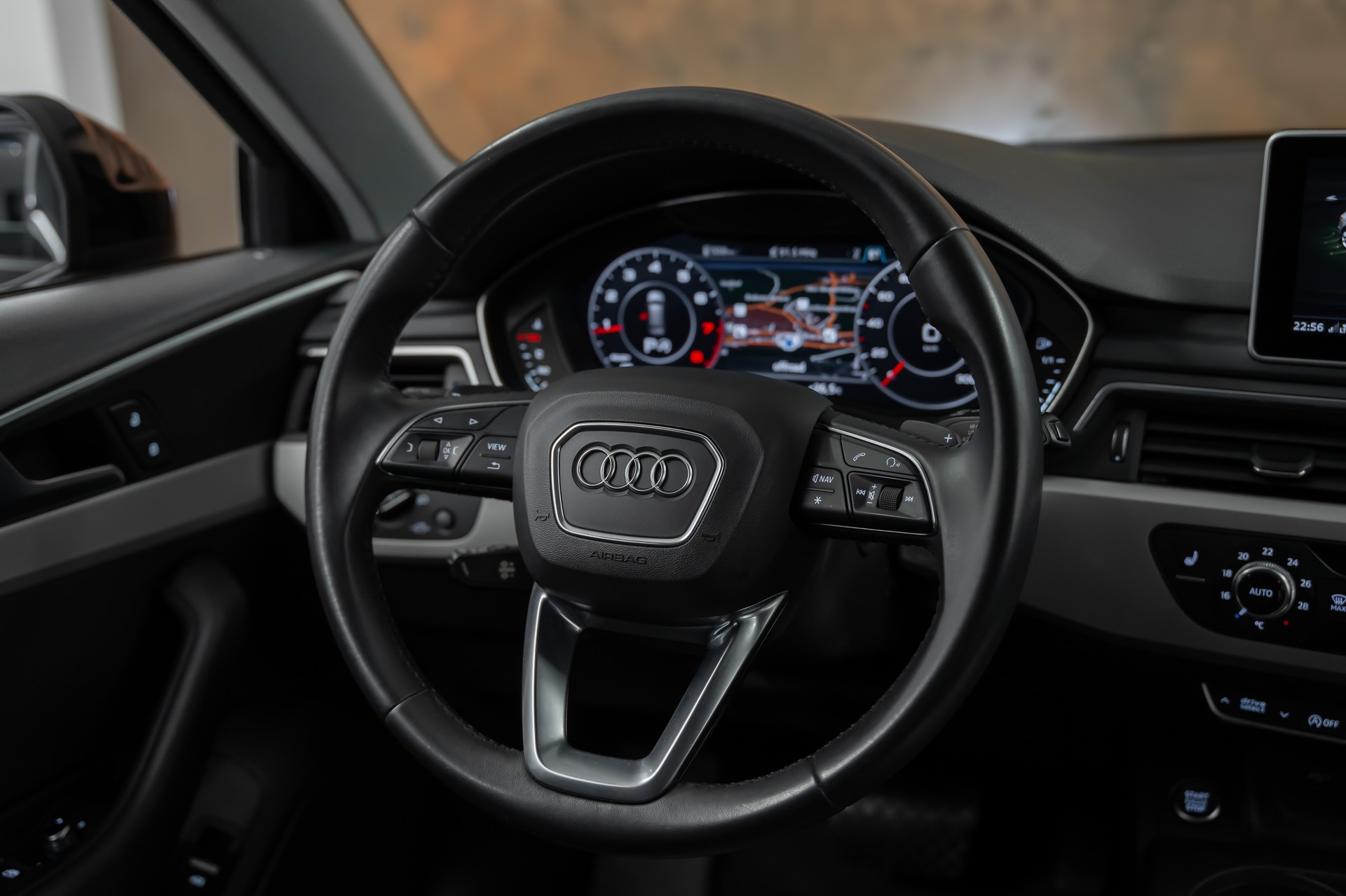 AUDI A4 allroad 45 TFSI quattro S-tronic *Tempomat*Fahrassist*Carplay*-image-18