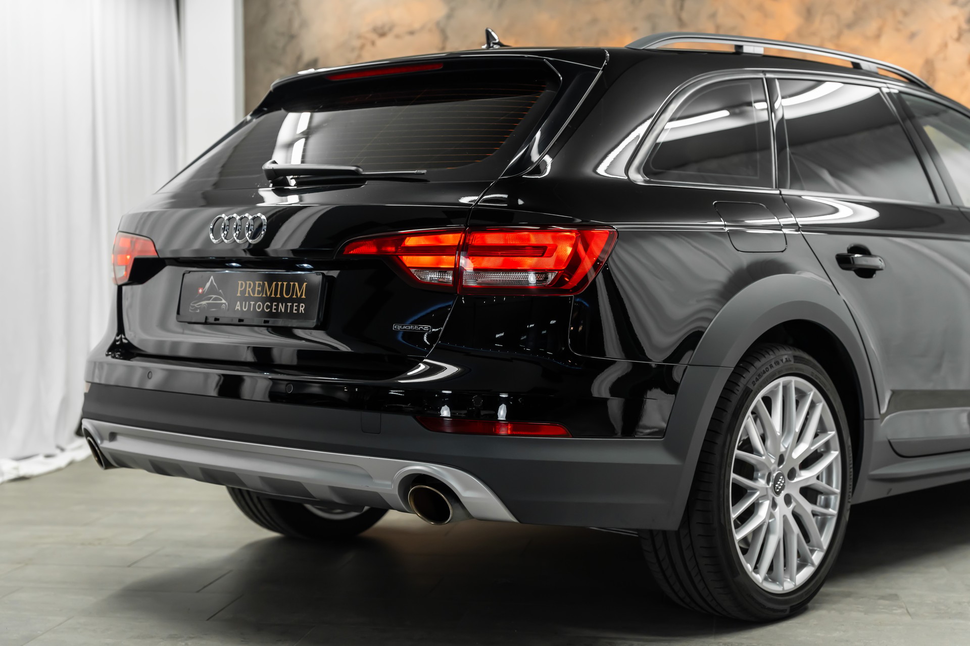 AUDI A4 allroad 45 TFSI quattro S-tronic *Tempomat*Fahrassist*Carplay*-image-8