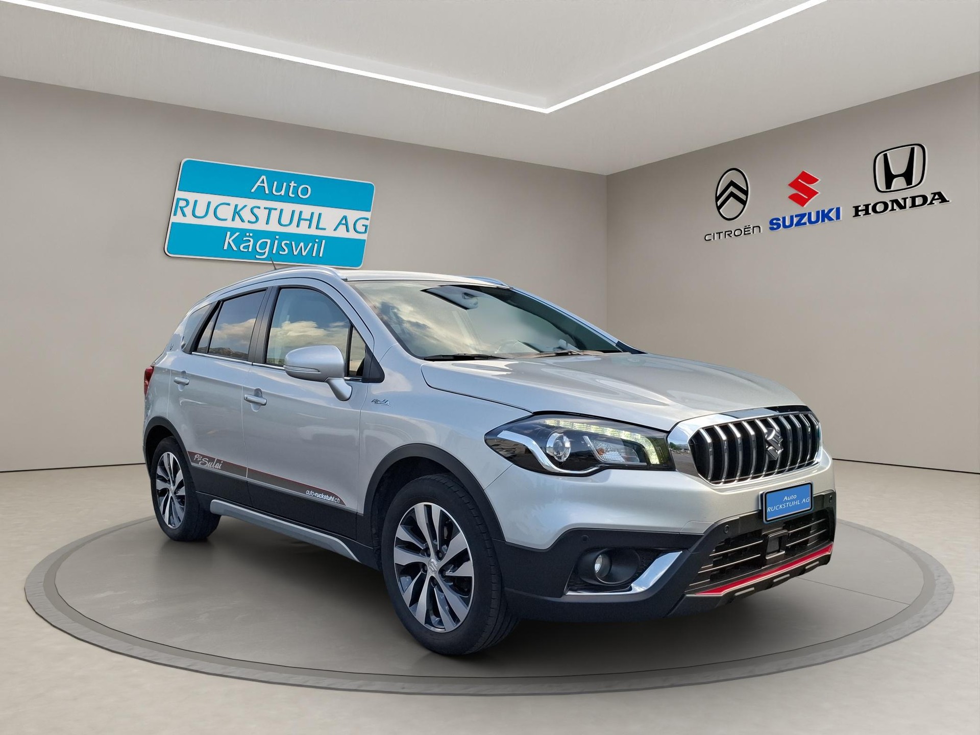 SUZUKI SX4 S-Cross 1.4 T Compact Top 4x4-image-1