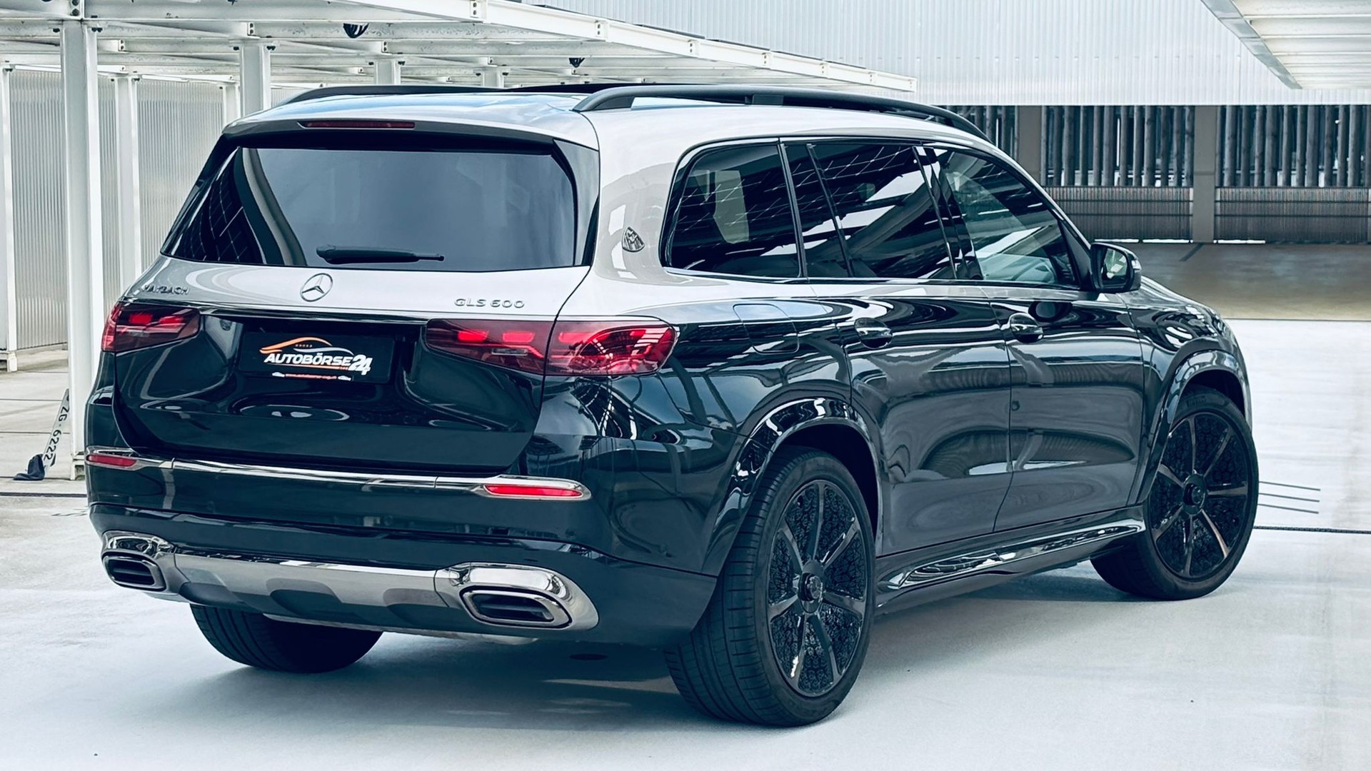 MERCEDES-BENZ GLS 600 4matic+ Maybach Night Star Facelift-image-4