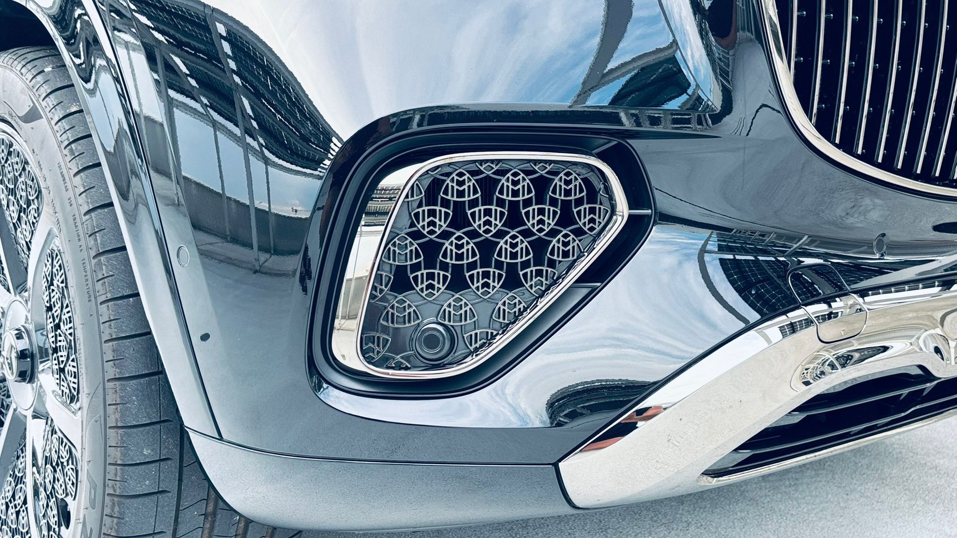 MERCEDES-BENZ GLS 600 4matic+ Maybach Night Star Facelift-image-11