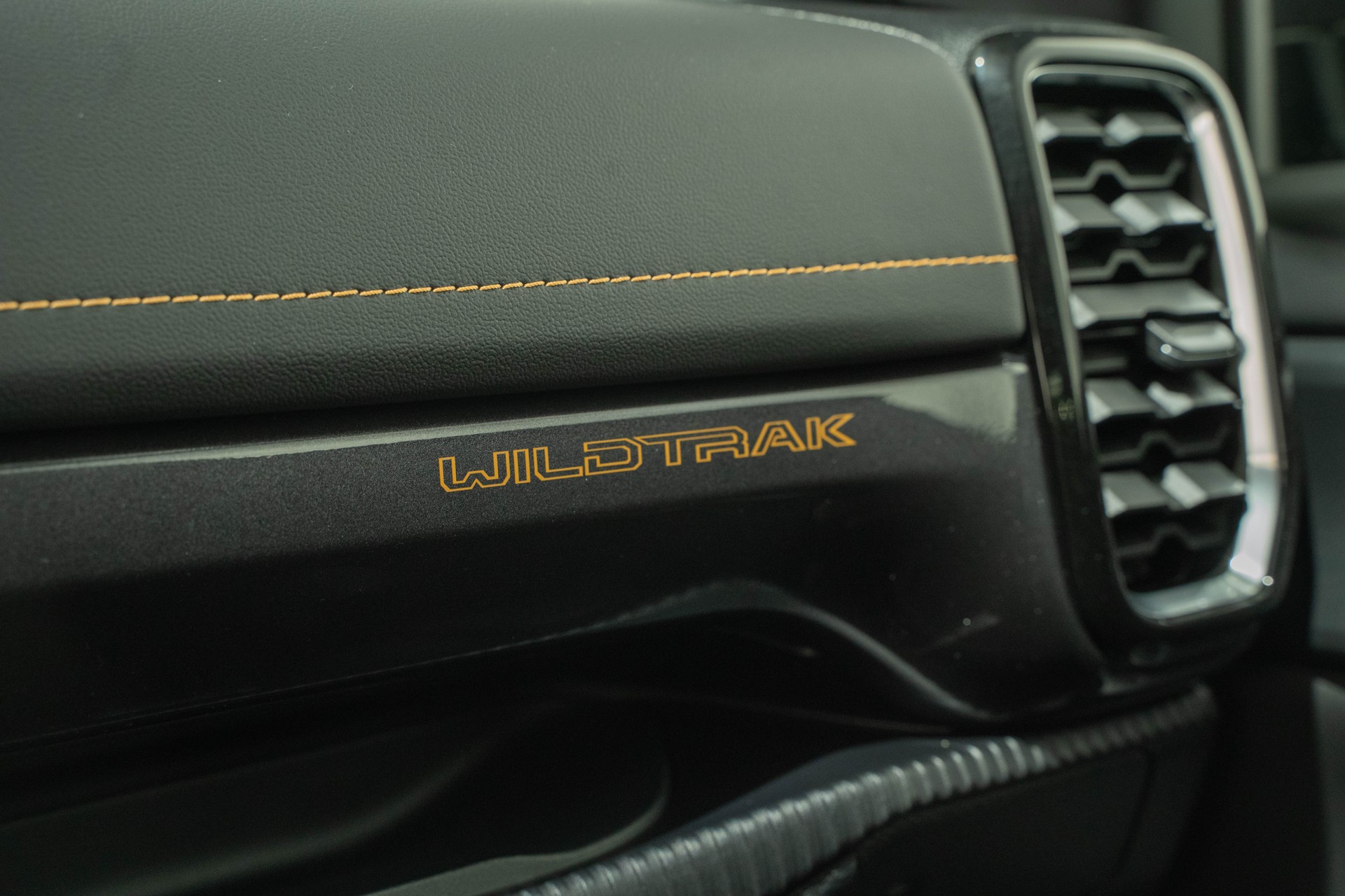 FORD Ranger DKab.Pick-up 2.0 EcoBlue 4x4 Wildtrak-image-10