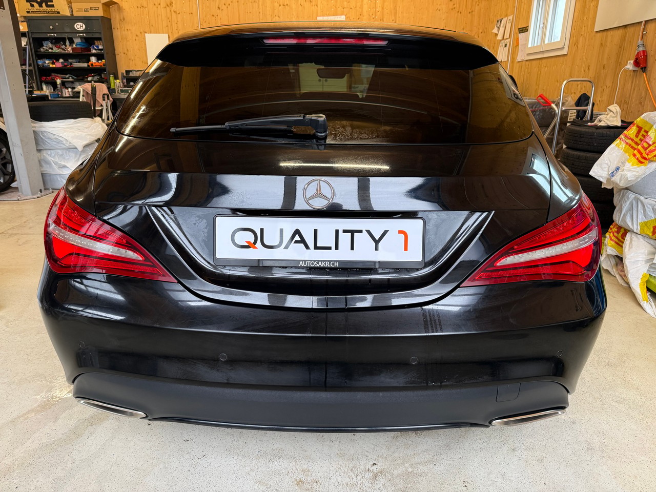 MERCEDES-BENZ CLA Shooting Br. 200 d Swiss Star Urban 4M 7G-DCT-image-4