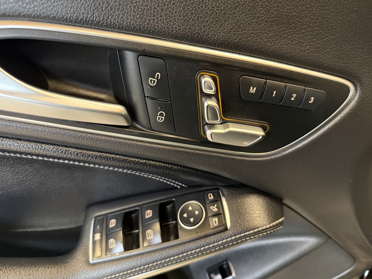 MERCEDES-BENZ CLA Shooting Br. 200 d Swiss Star Urban 4M 7G-DCT-image-14