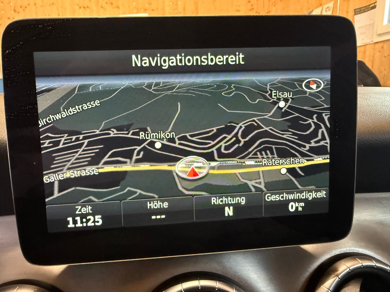 MERCEDES-BENZ CLA Shooting Br. 200 d Swiss Star Urban 4M 7G-DCT-image-12