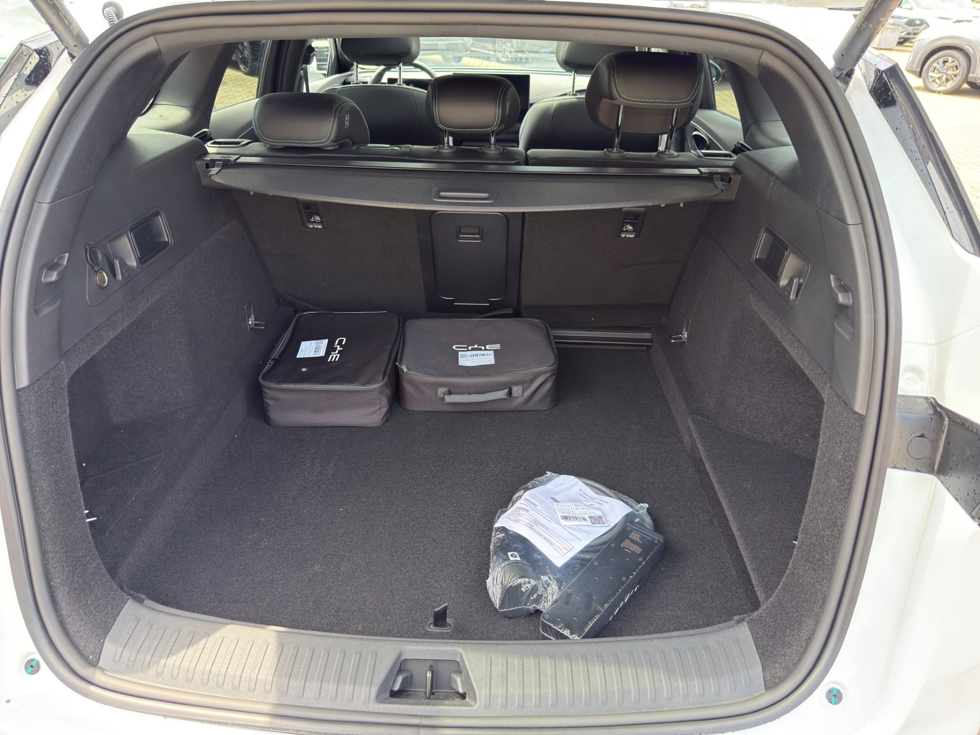 BYD Seal 6 DM-i Comfort-image-14