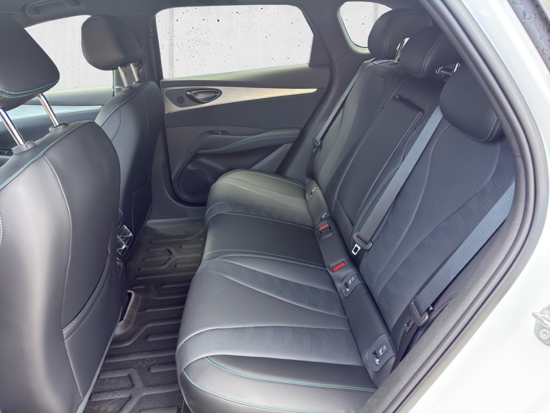 BYD Seal 6 DM-i Comfort-image-12