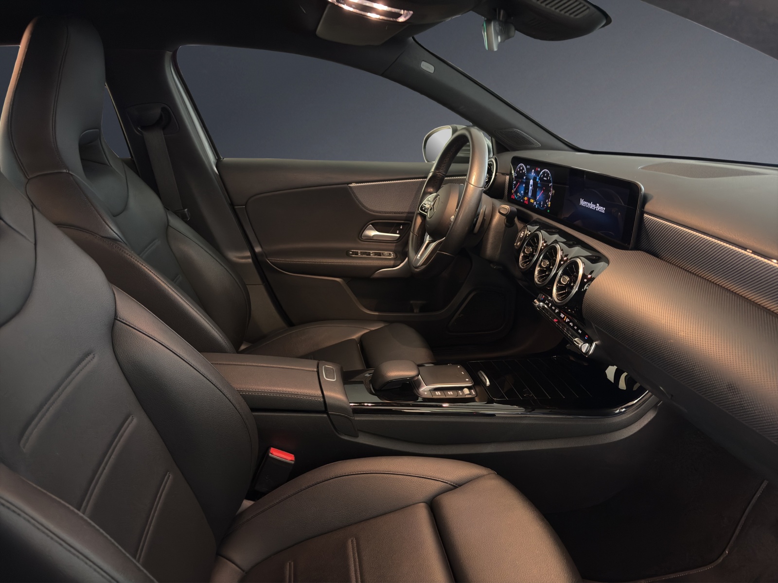 MERCEDES-BENZ A 180 Progressive-image-6