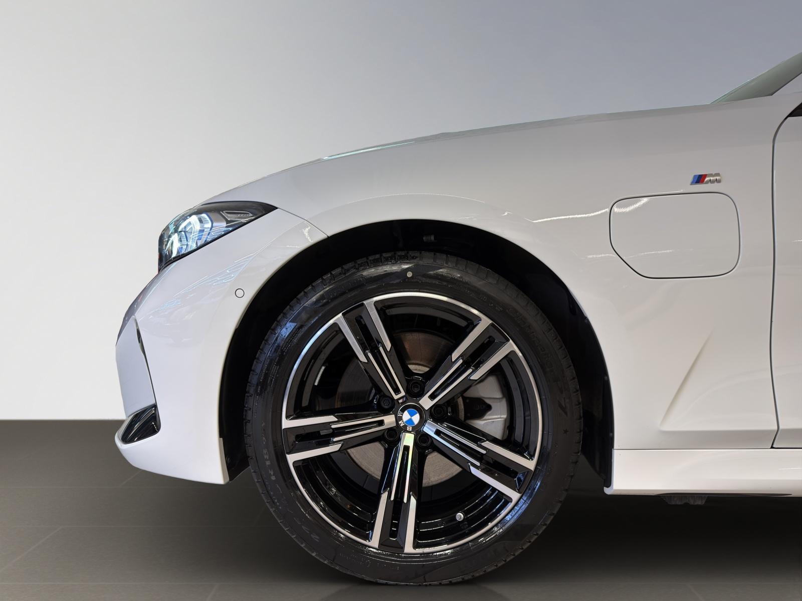 BMW 330e xDrive M-SportPaket-image-20