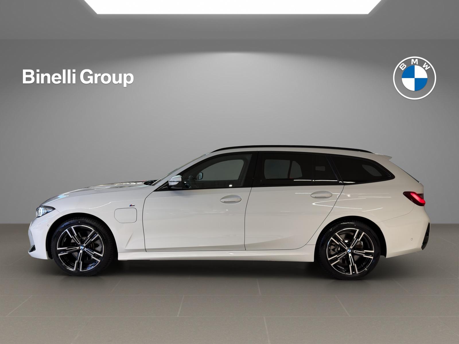 BMW 330e xDrive M-SportPaket-showroom-element-2