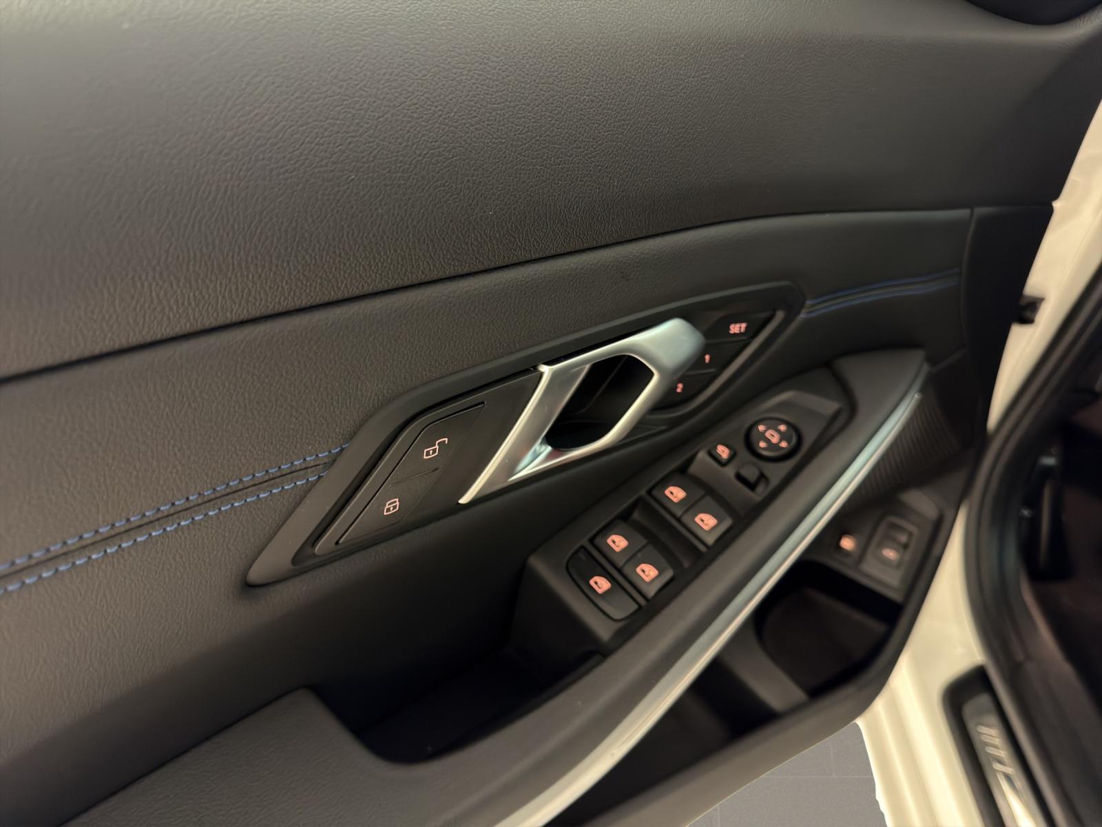 BMW 330e xDrive M-SportPaket-image-9