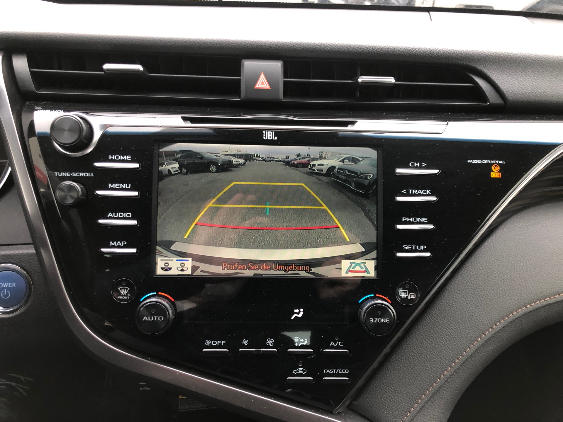 TOYOTA Camry 2.5 HSD e-CVT Premium-image-13