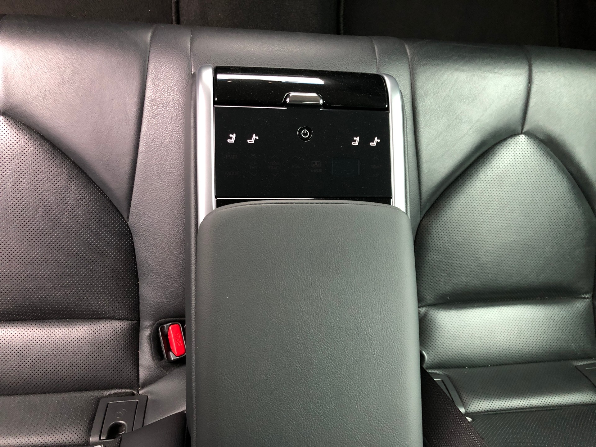 TOYOTA Camry 2.5 HSD e-CVT Premium-image-10