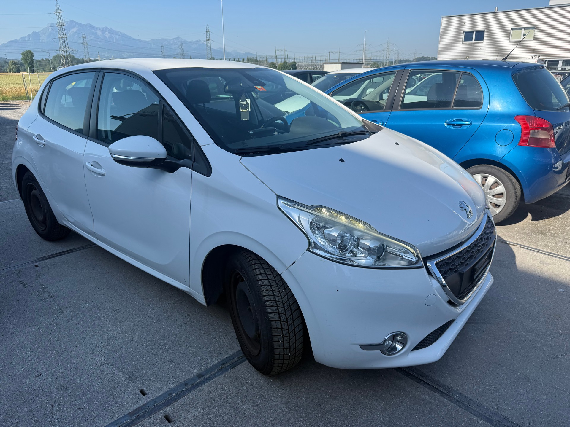 PEUGEOT 208 1.2 VTI Active