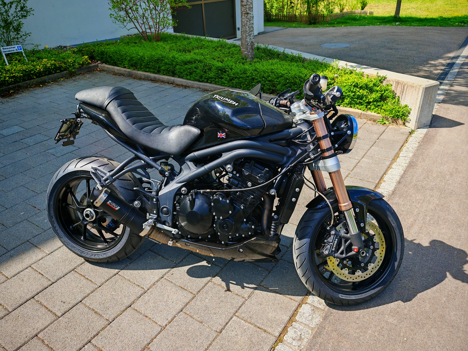 TRIUMPH Speed Triple 1050 ABS-image-1